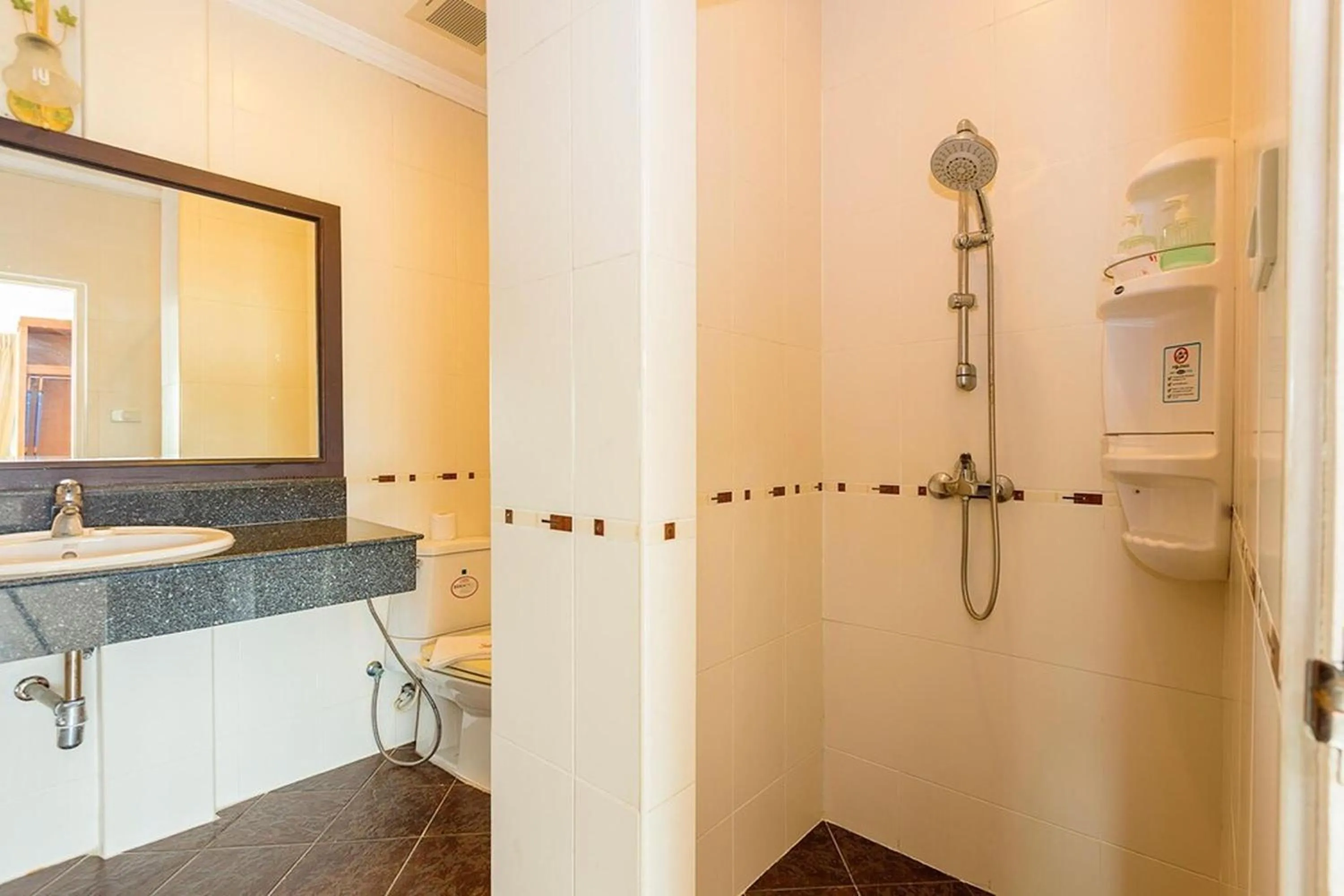 Shower in Sukcheewa Residence Phuket