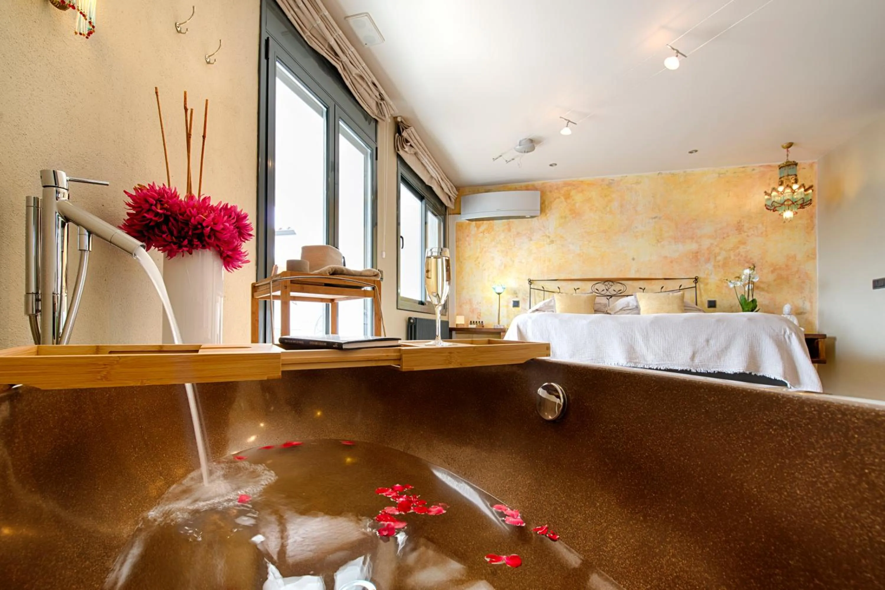 Bath in Casa de l’Albada