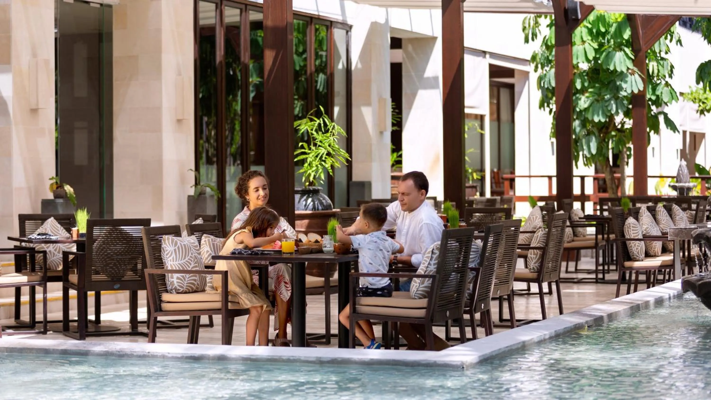 Restaurant/places to eat in InterContinental Bali Sanur Resort by IHG