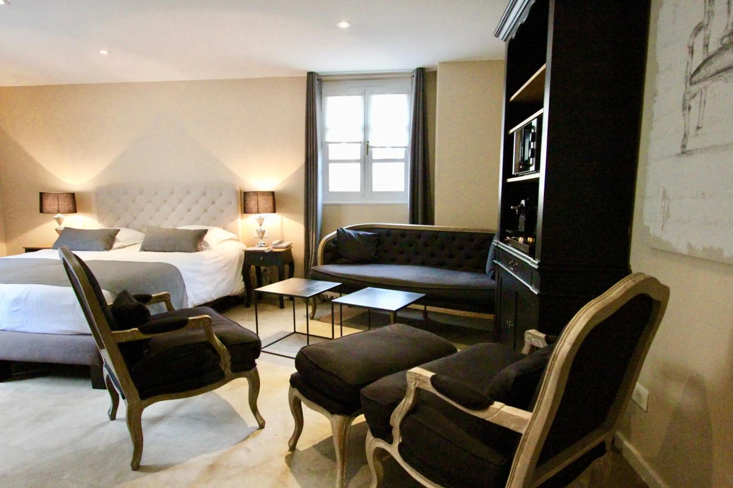 Photo of the whole room, Bed in Hotel Restaurant Le Maréchal - Teritoria