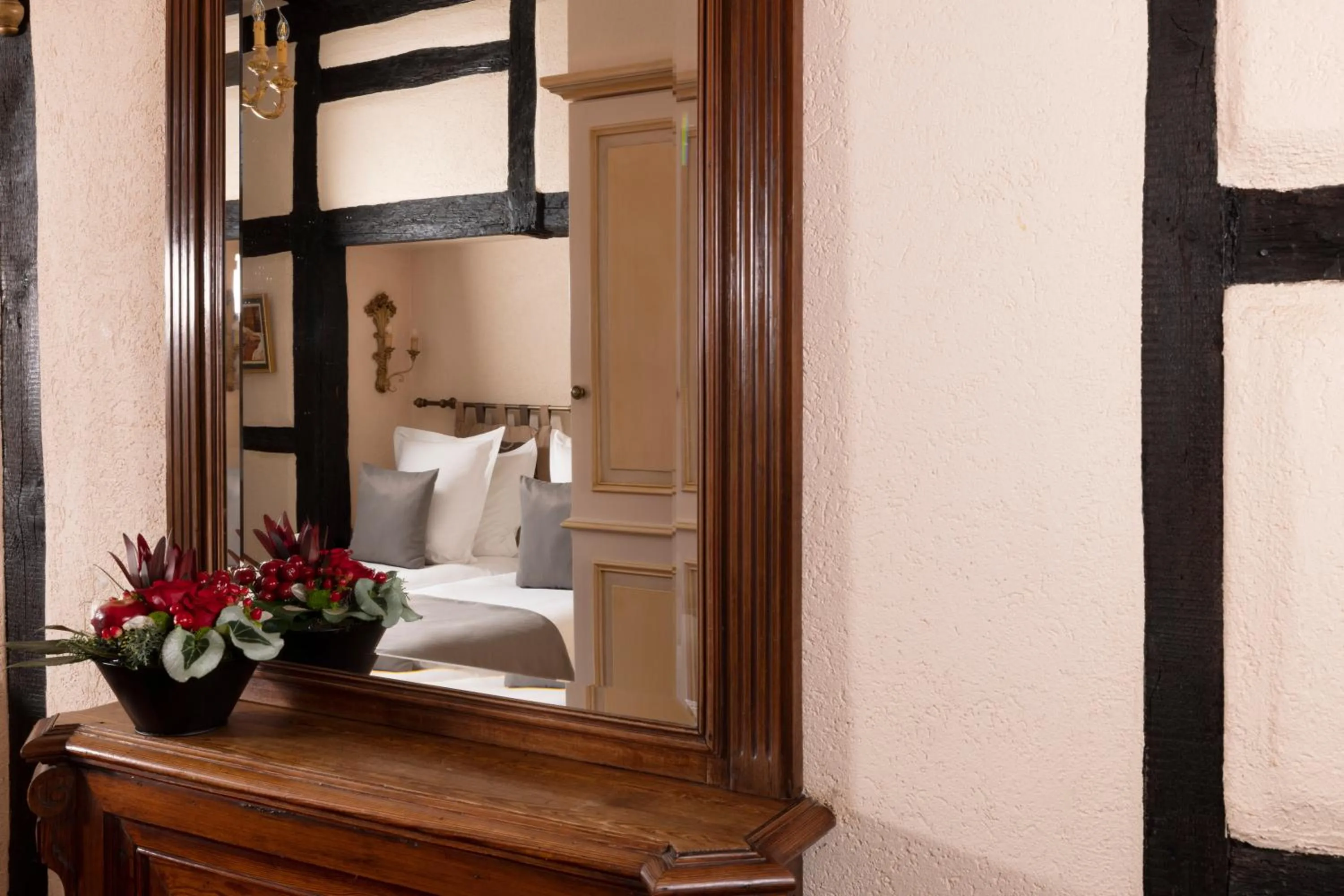 View (from property/room), Bed in Hotel Restaurant Le Maréchal - Teritoria