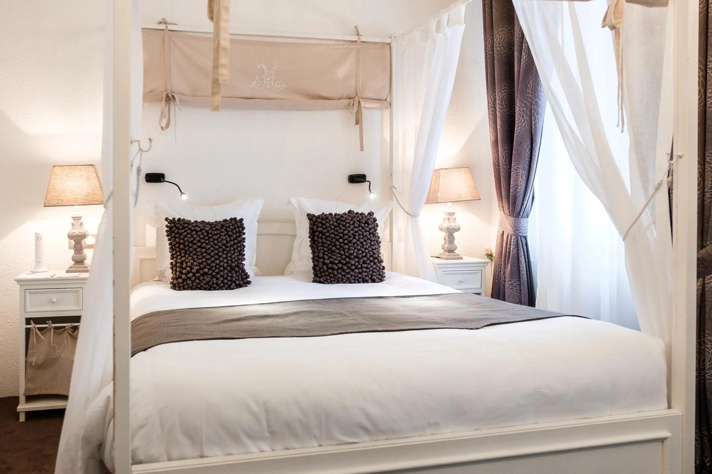 Bed in Hotel Restaurant Le Maréchal - Teritoria