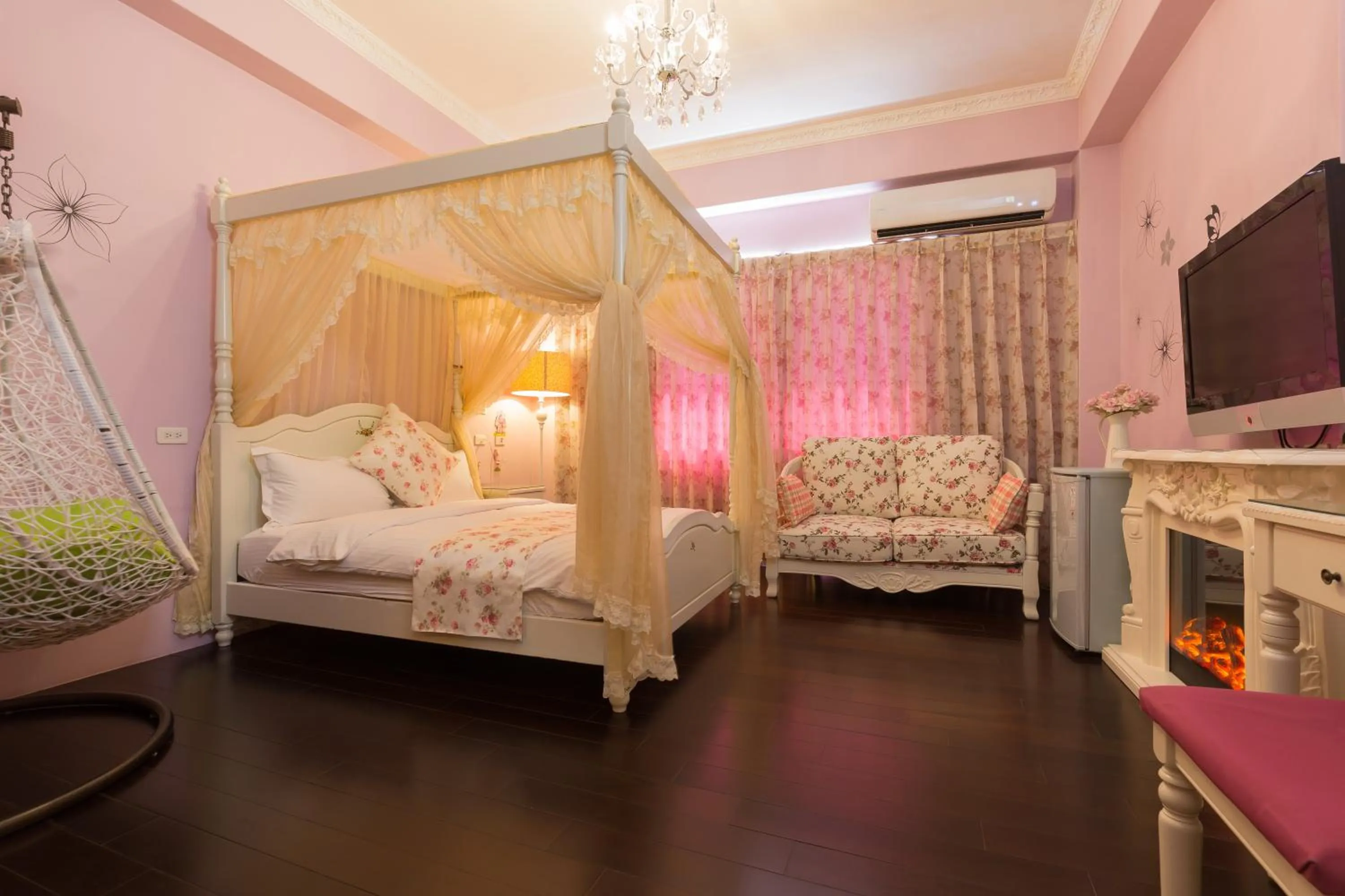 Bed in Ali Ba Ba B&B