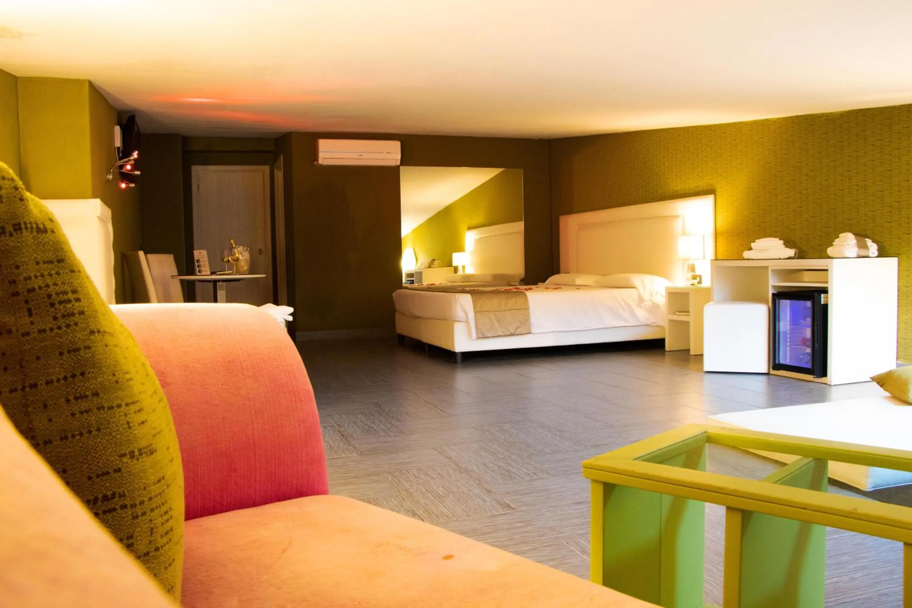 Bed in Hotel Masaniello Luxury