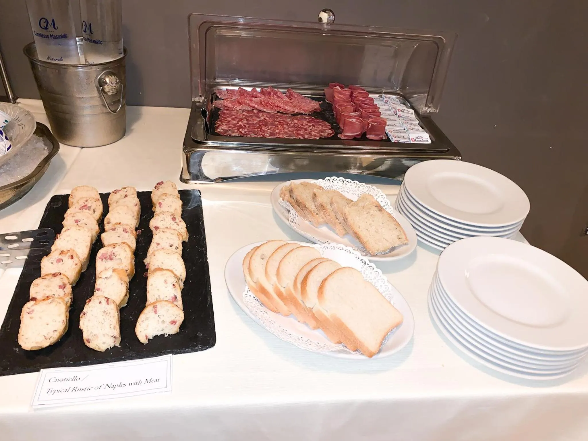 Food in Hotel Masaniello Luxury