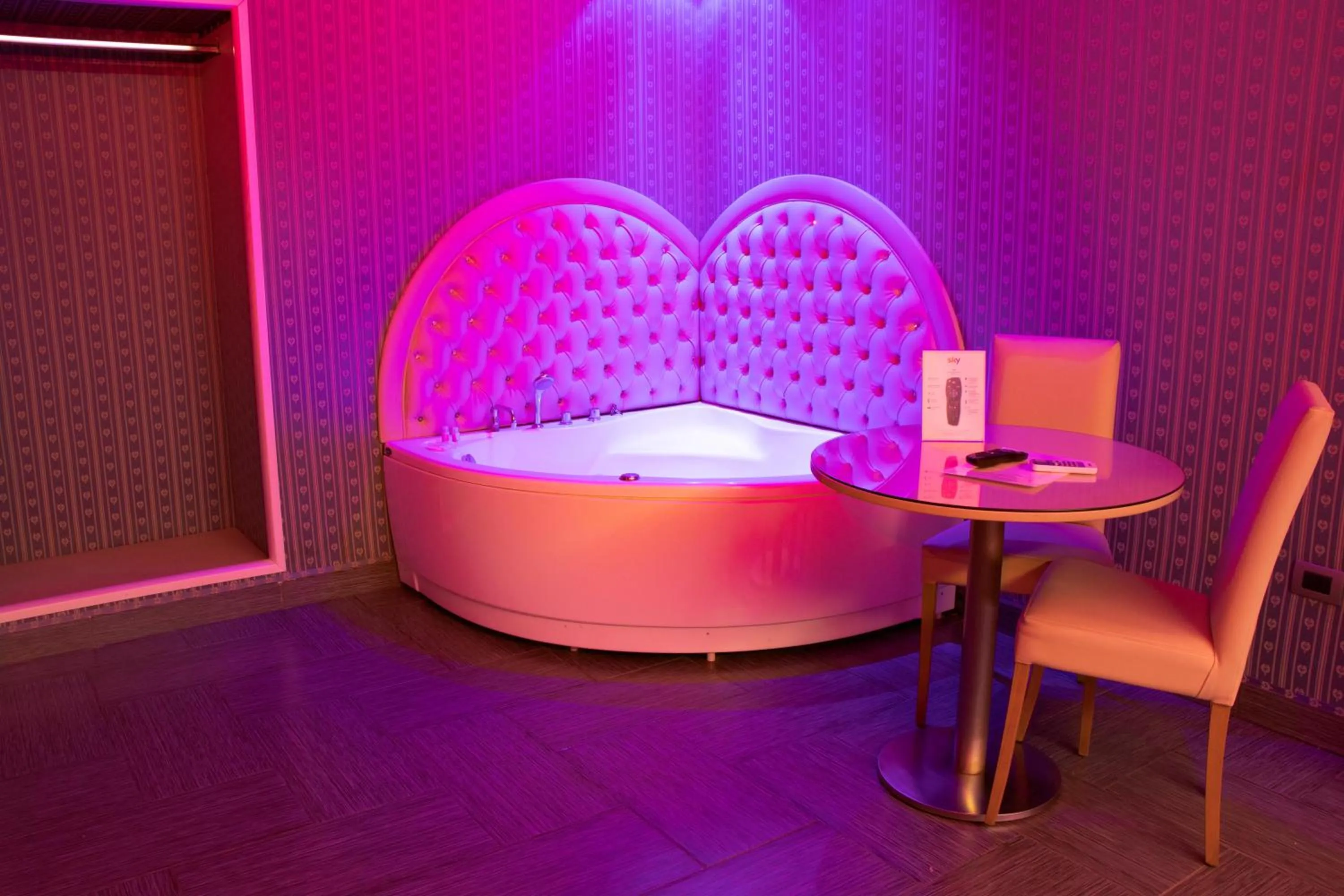 Bed in Hotel Masaniello Luxury