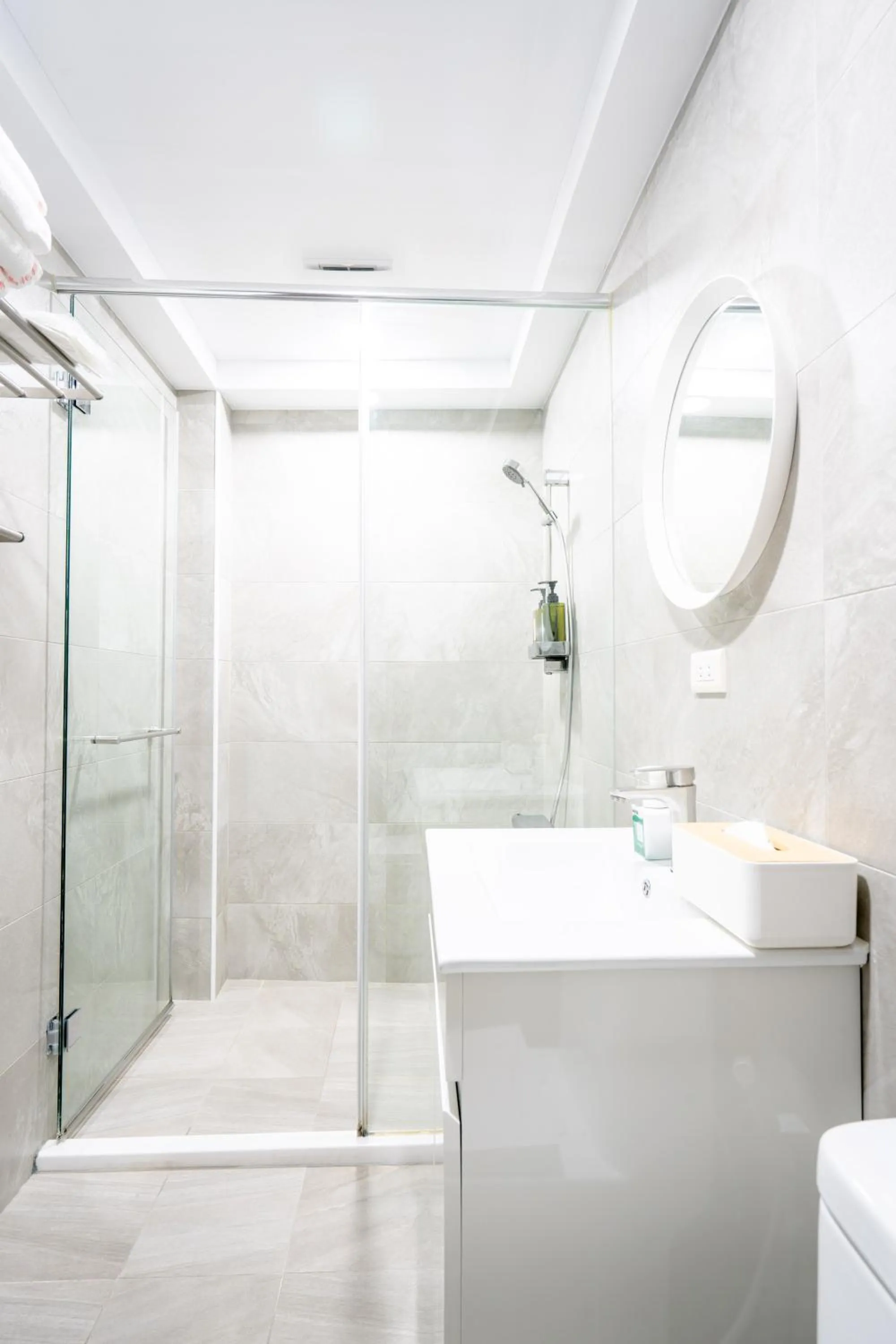 Shower in Utopia Hostel