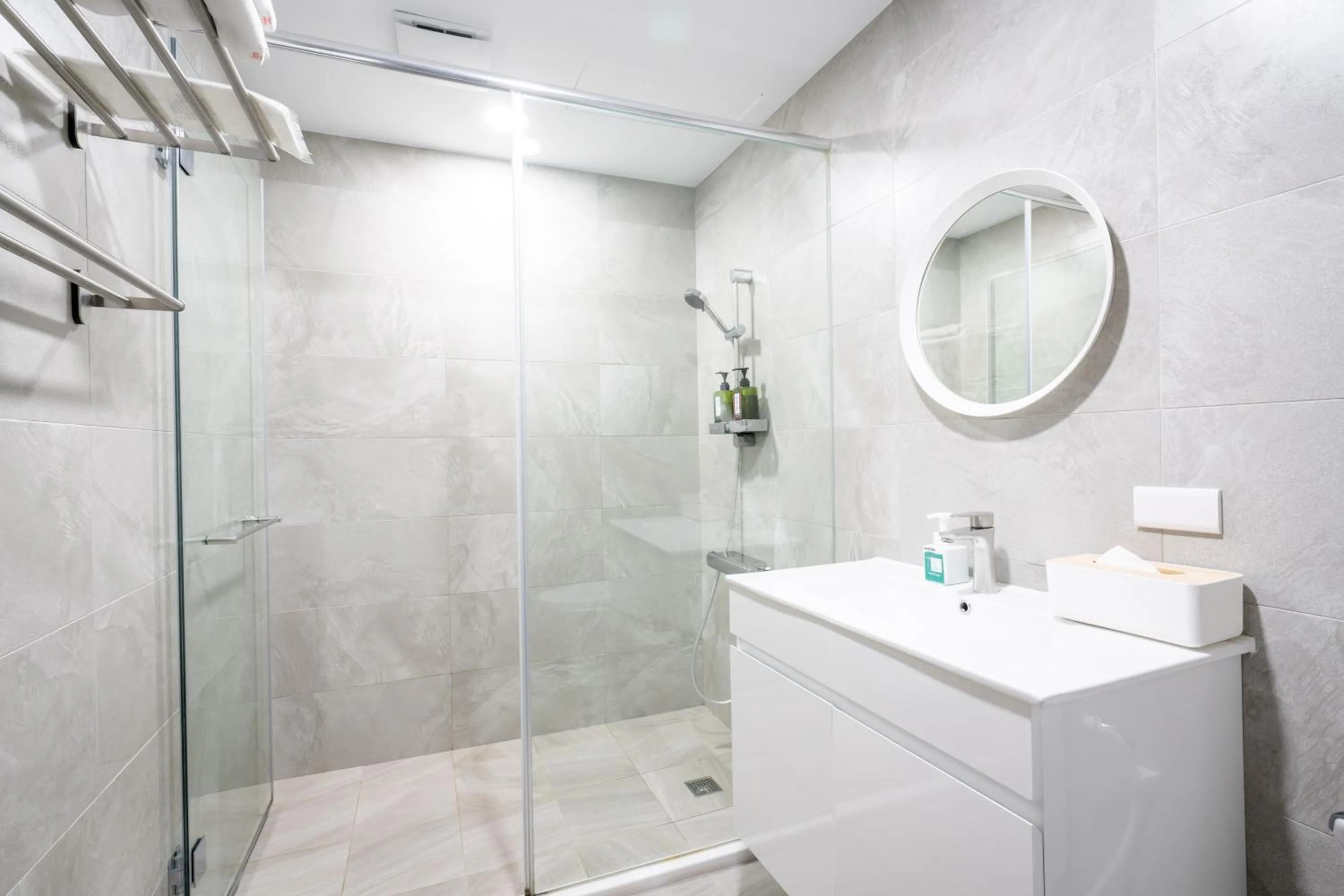 Shower in Utopia Hostel