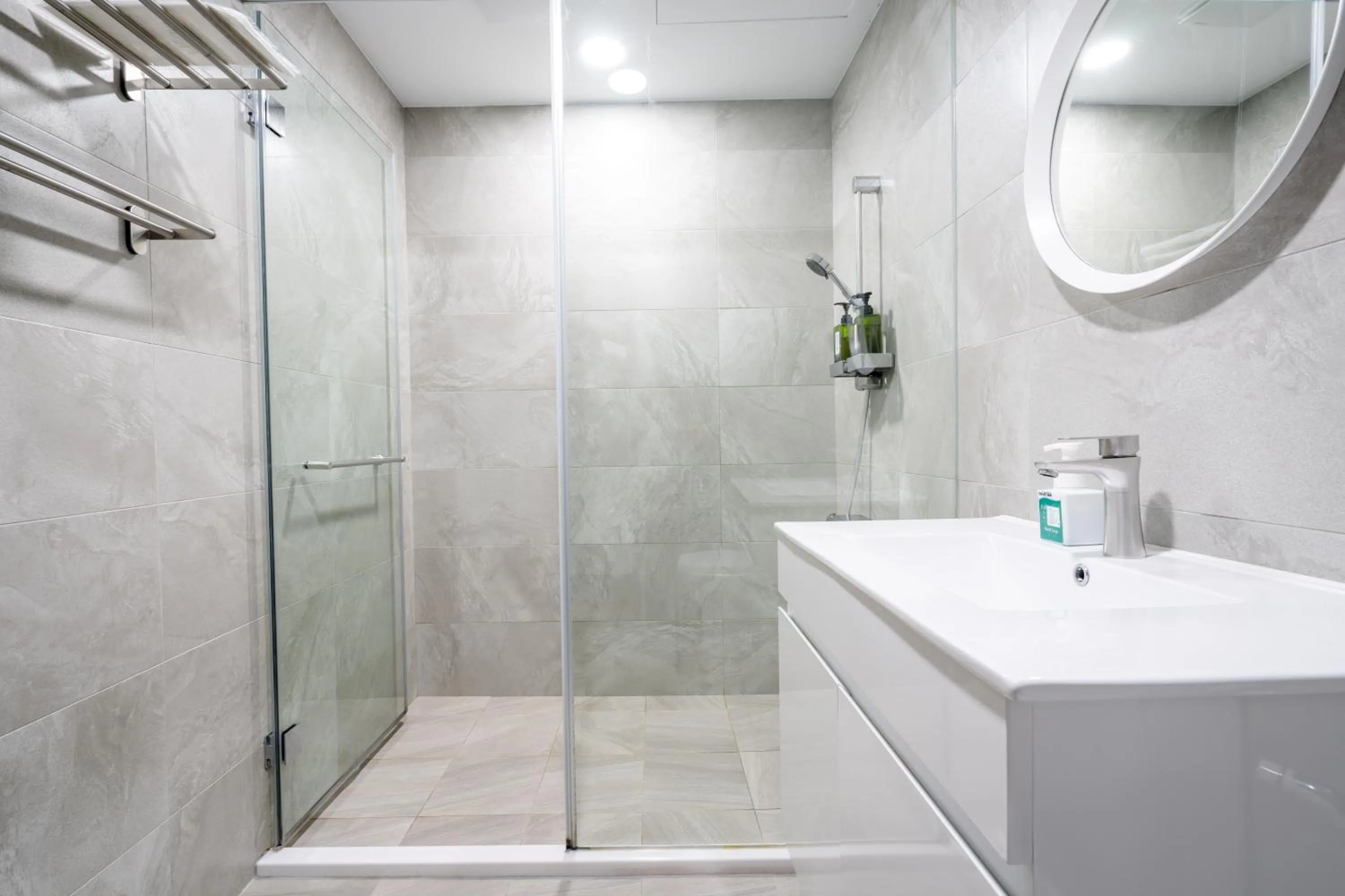 Shower in Utopia Hostel