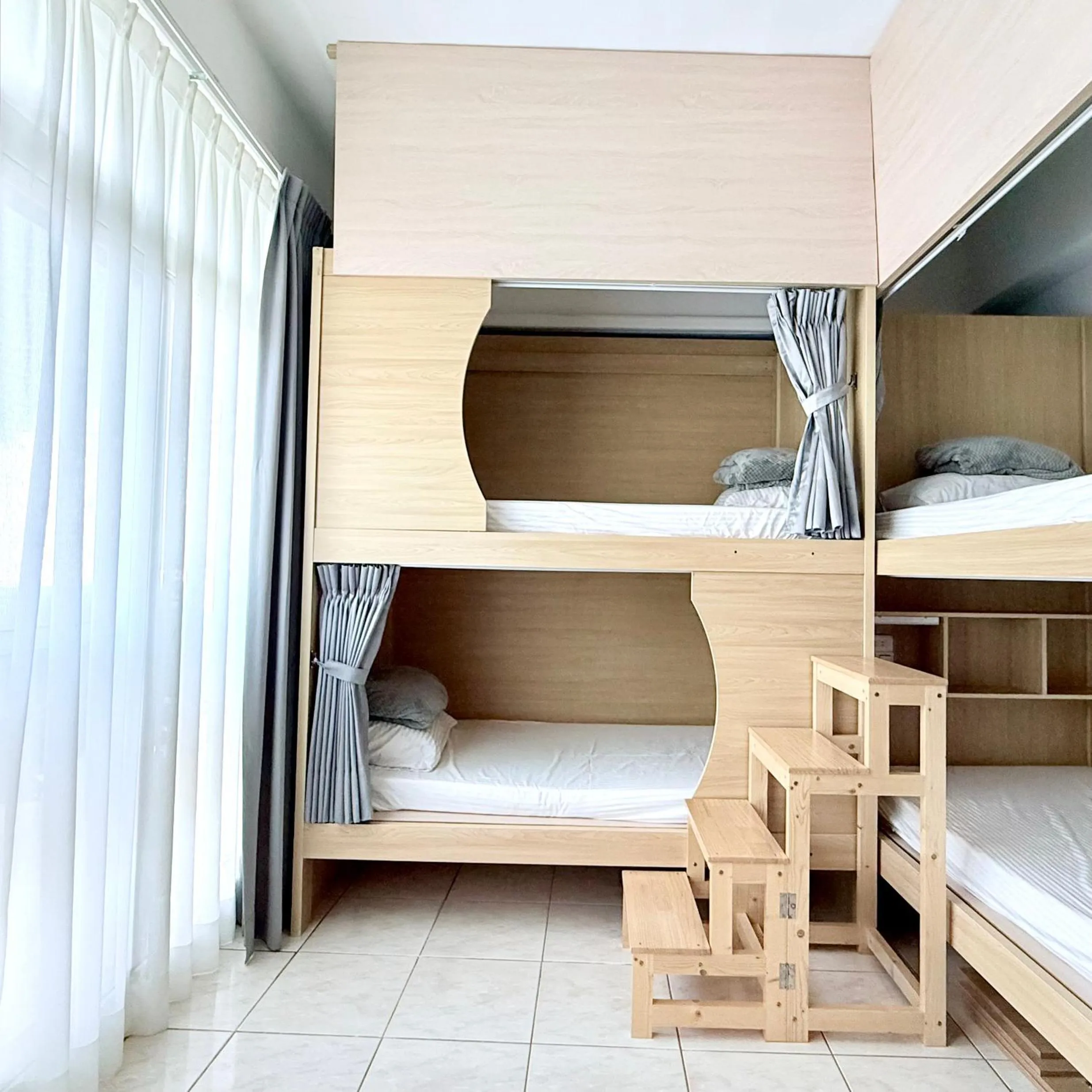 bunk bed, Bed in Utopia Hostel