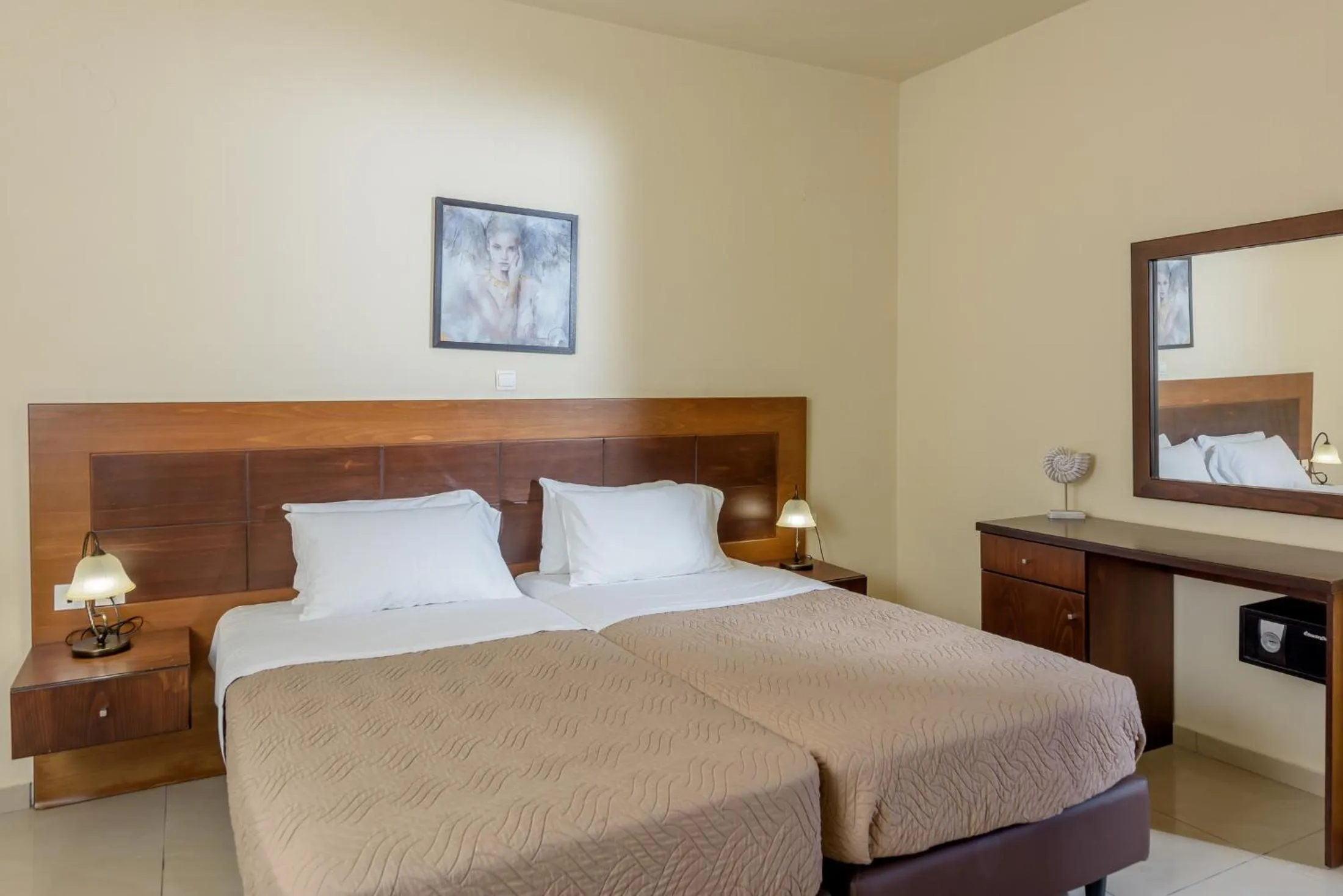 Bedroom, Bed in Eurohotel Theo Hotel