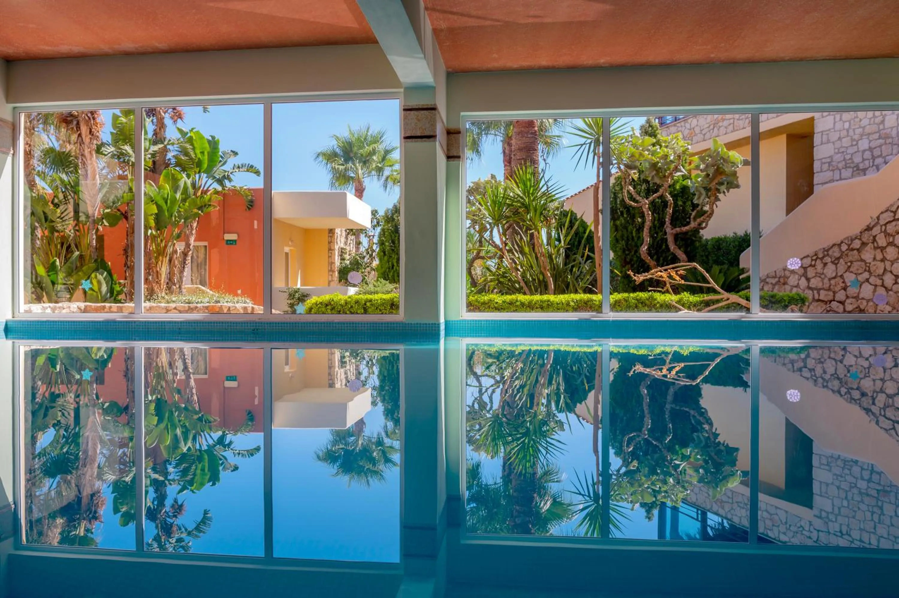 Swimming pool in Eurohotel Theo Hotel