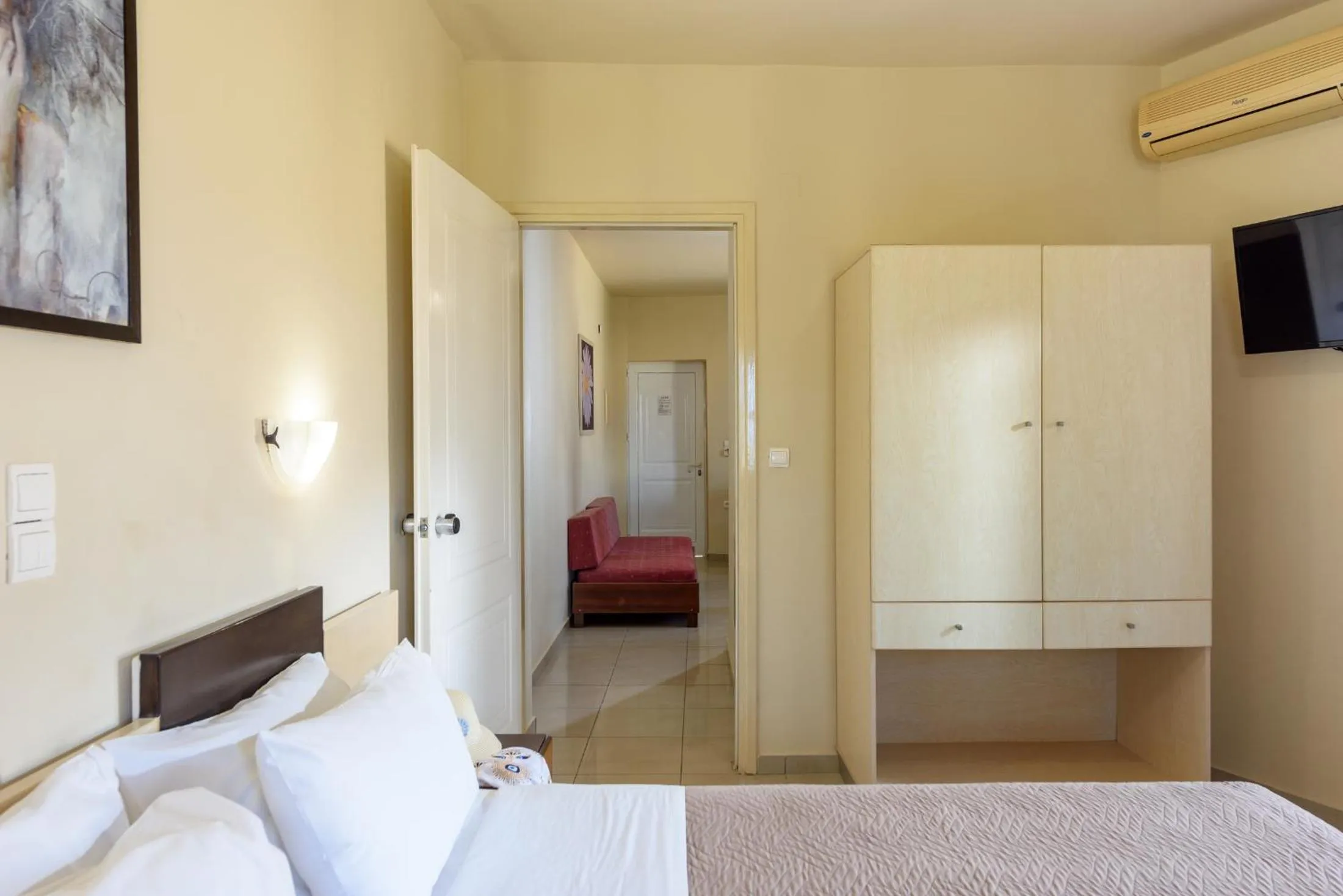 Bedroom, Bed in Eurohotel Theo Hotel