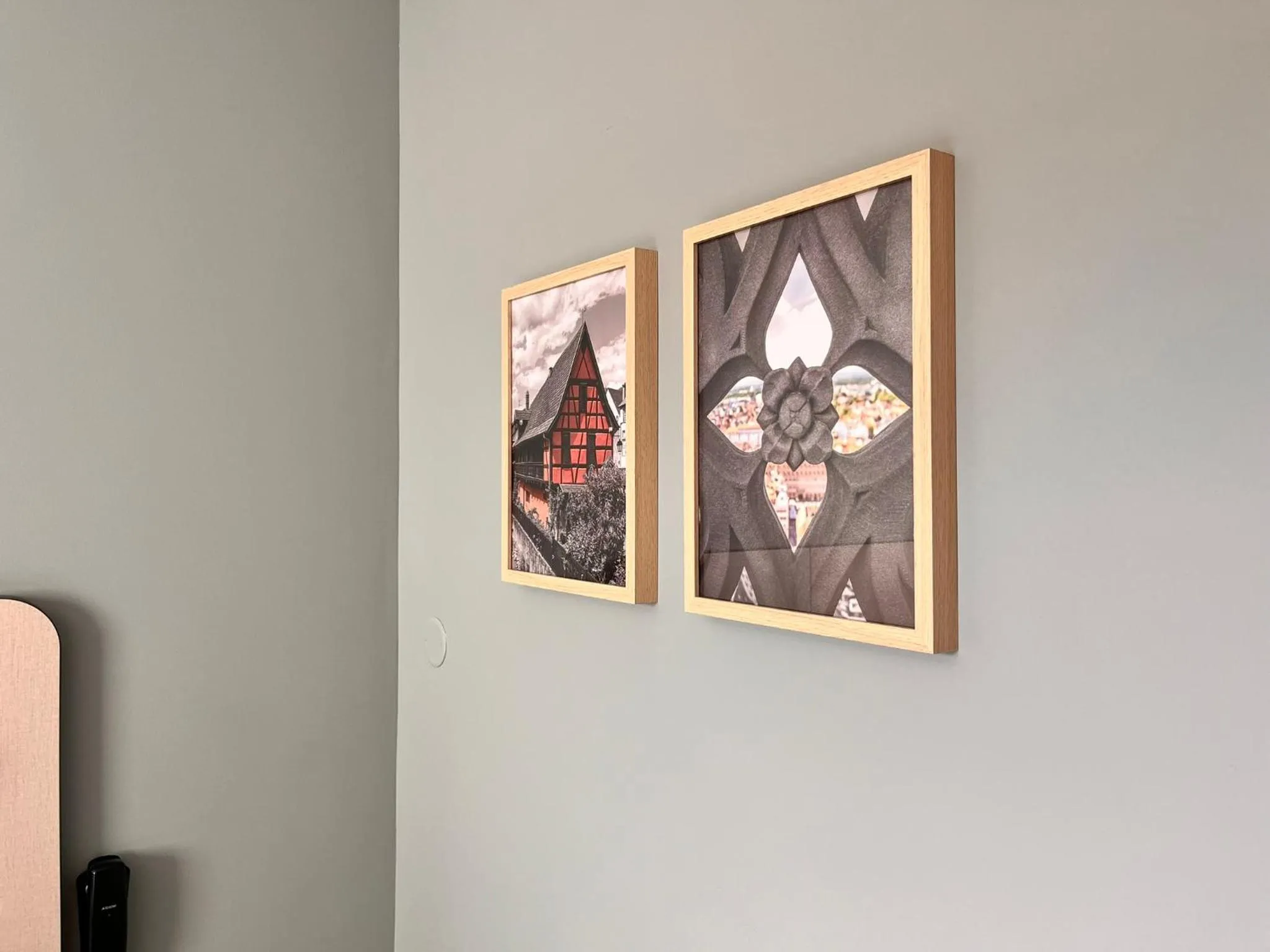 Decorative detail in Logis Hotel L'Ours de Mutzig