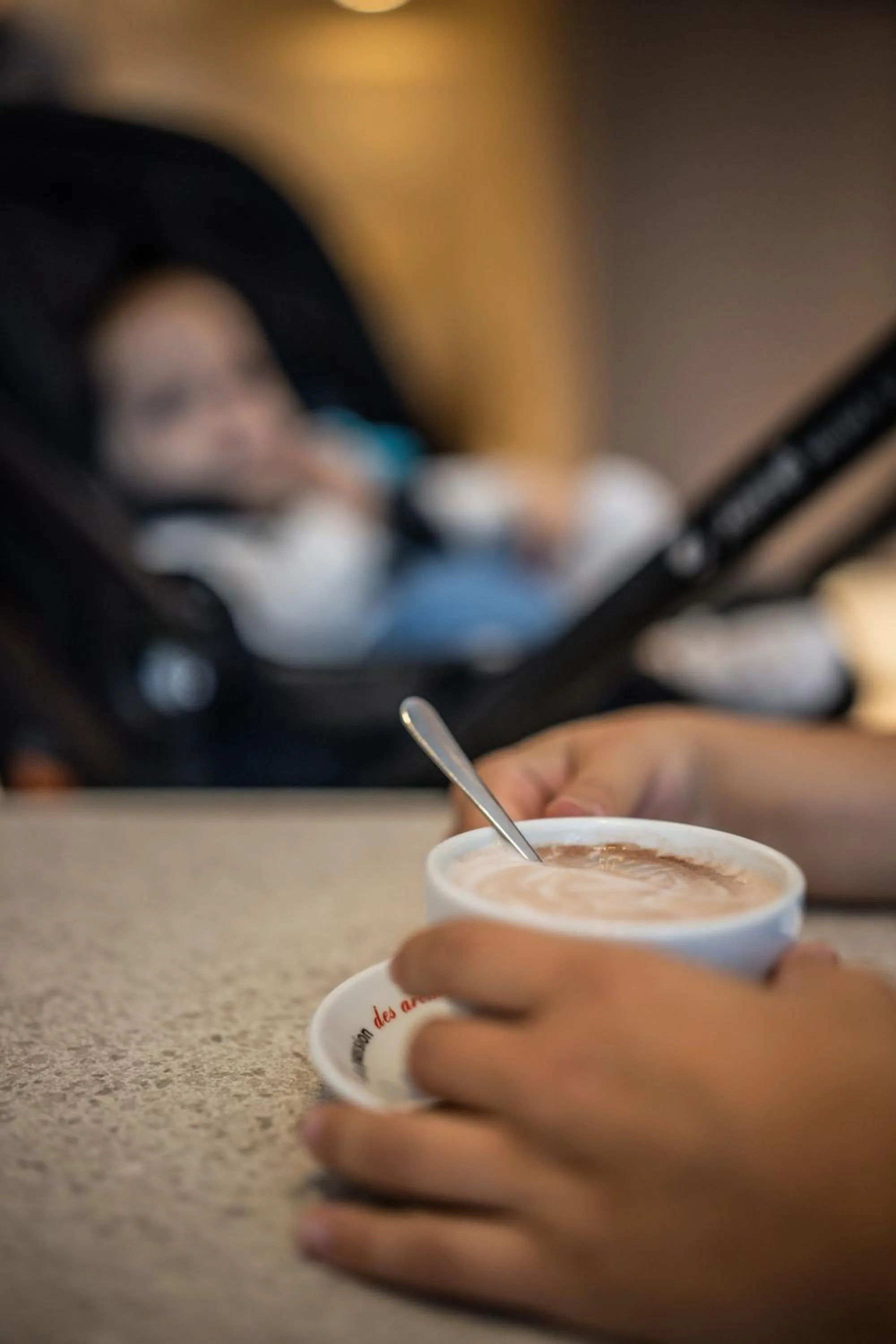 Lounge or bar in Logis Hotel L'Ours de Mutzig
