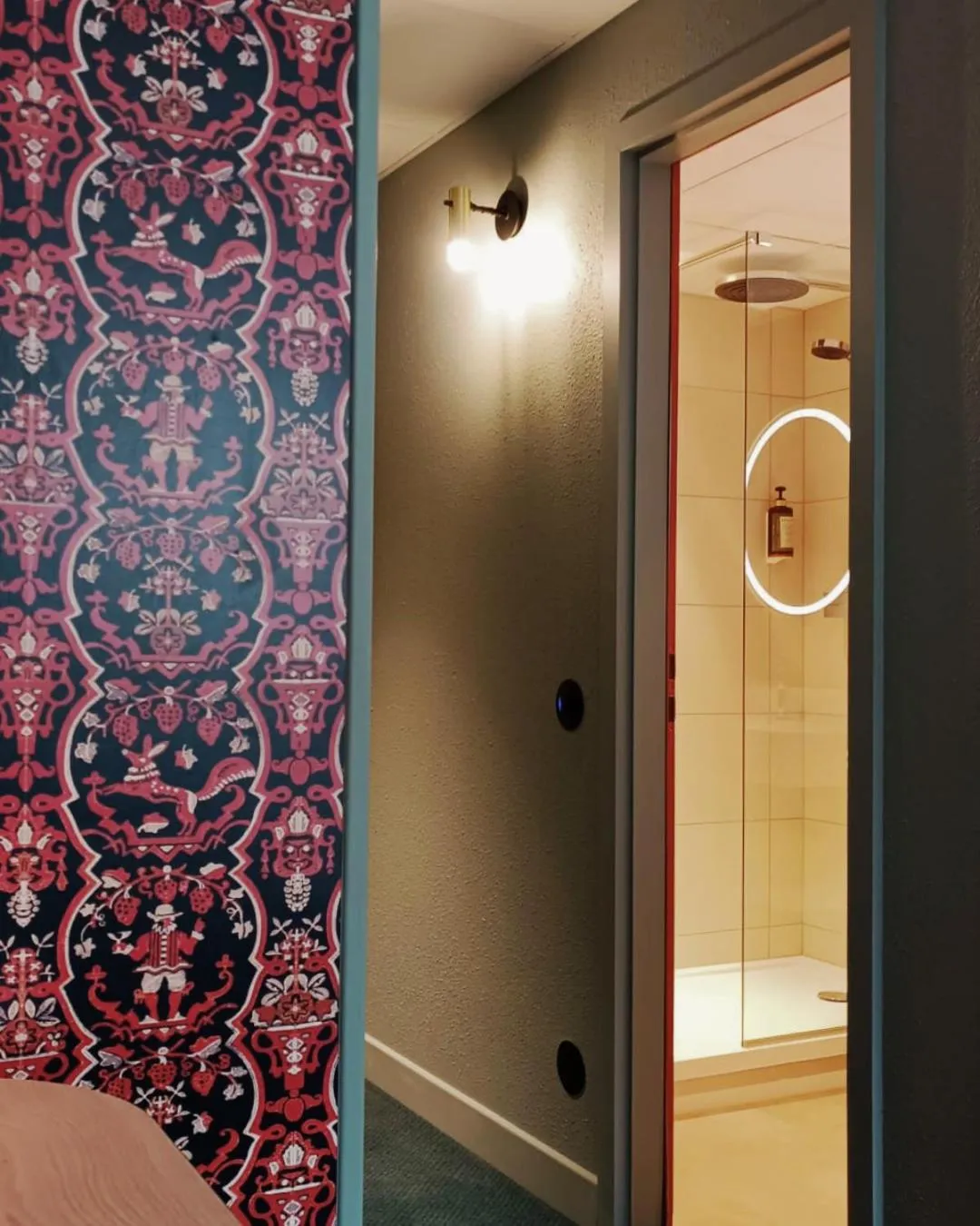 Bathroom in Logis Hotel L'Ours de Mutzig