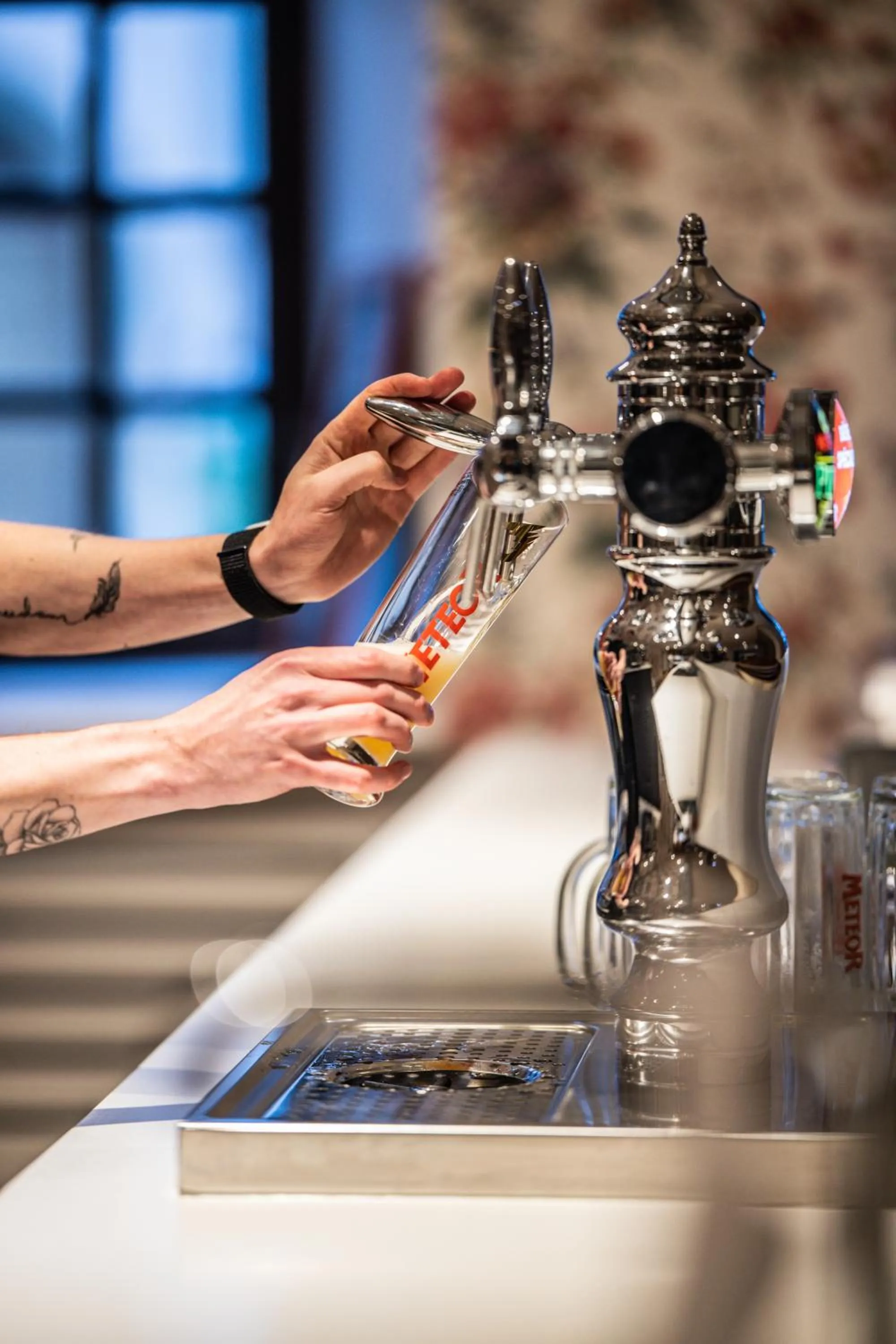 Lounge or bar in Logis Hotel L'Ours de Mutzig