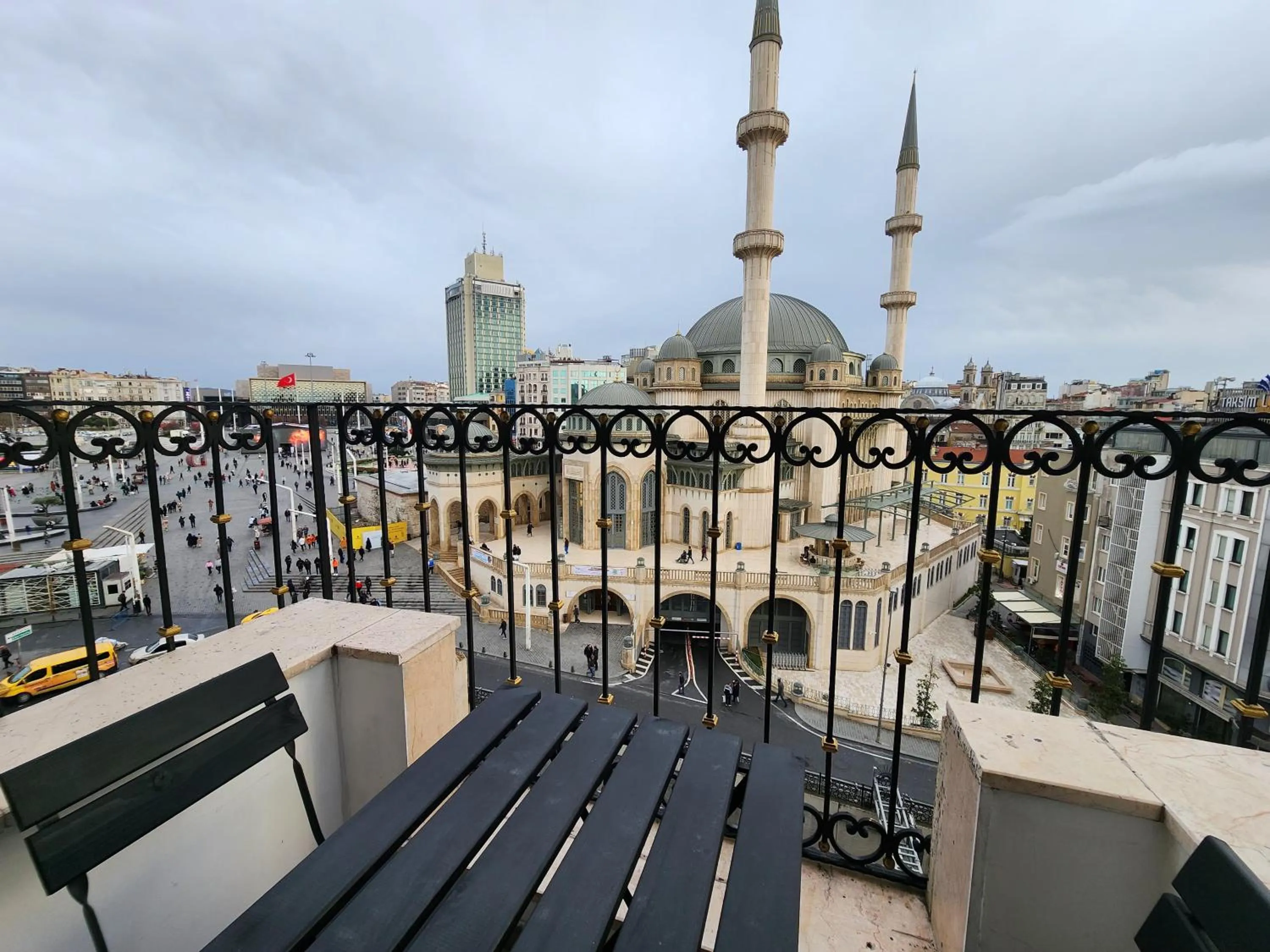 Balcony/Terrace in Taksim Landhouse Hotel