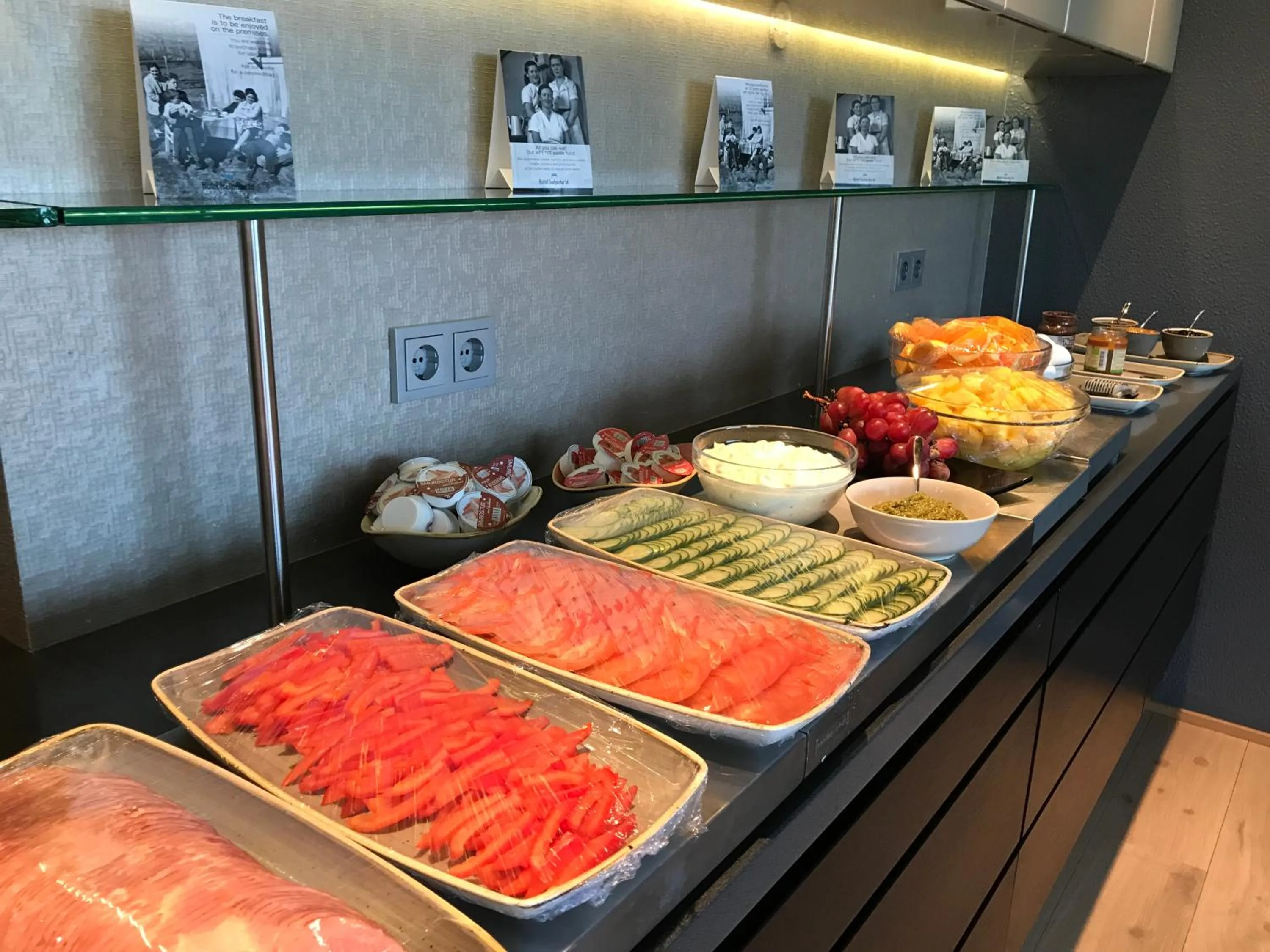 Buffet breakfast in Hotel Isafjordur - Horn