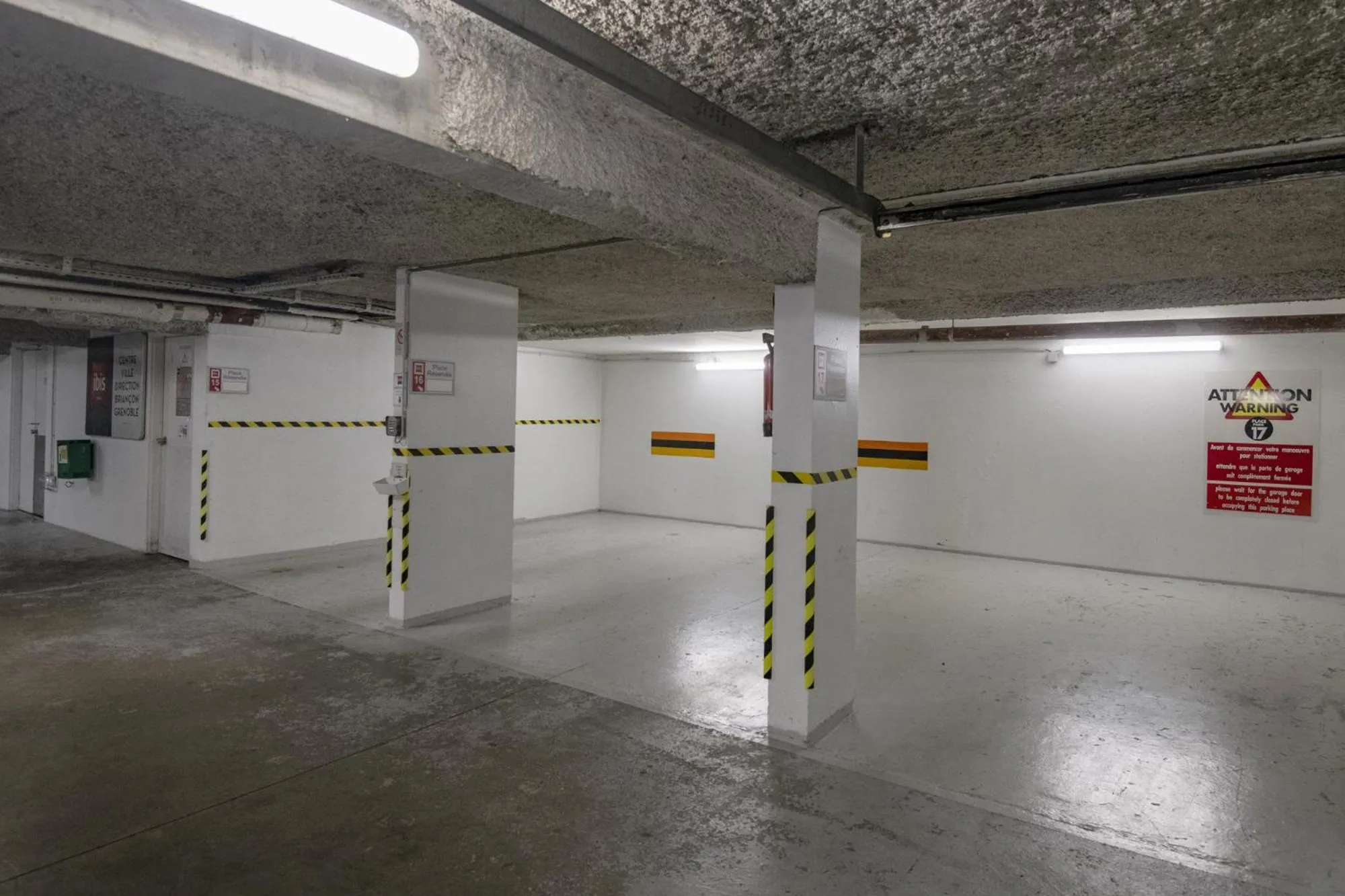 Parking in ibis Gap Centre