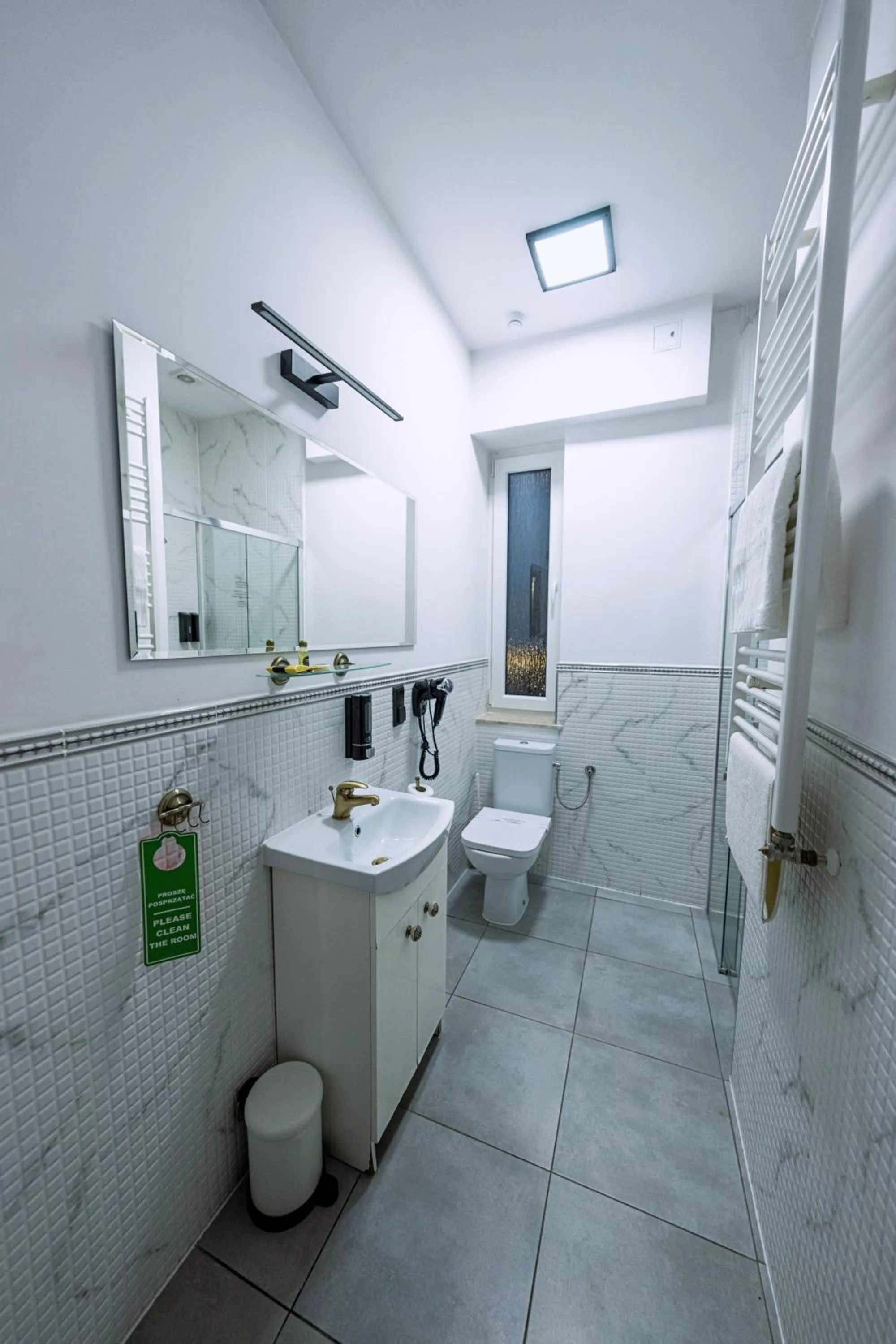 Shower in Elegant Apartments