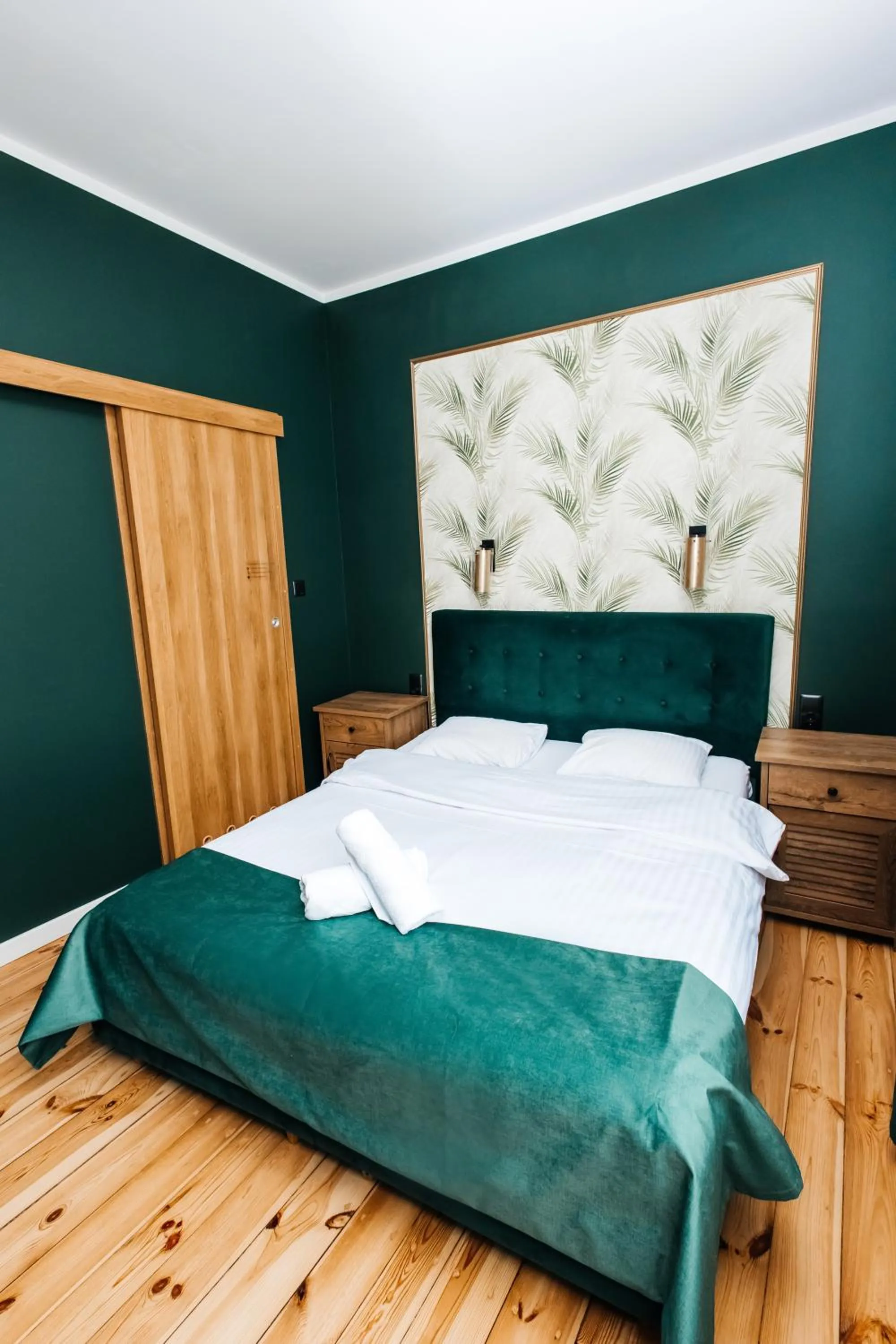 Bed in Elegant Apartments