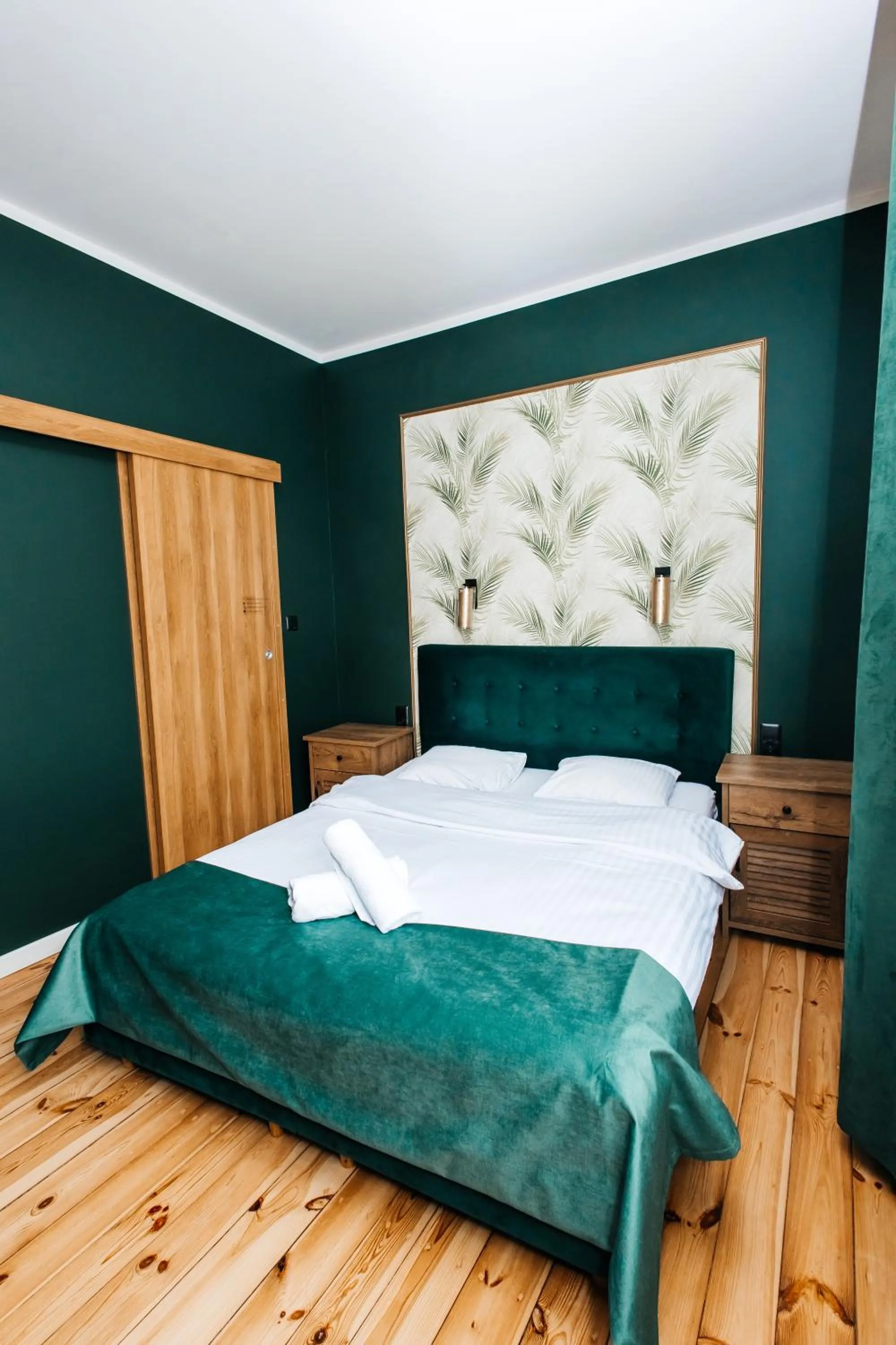 Bed in Elegant Apartments