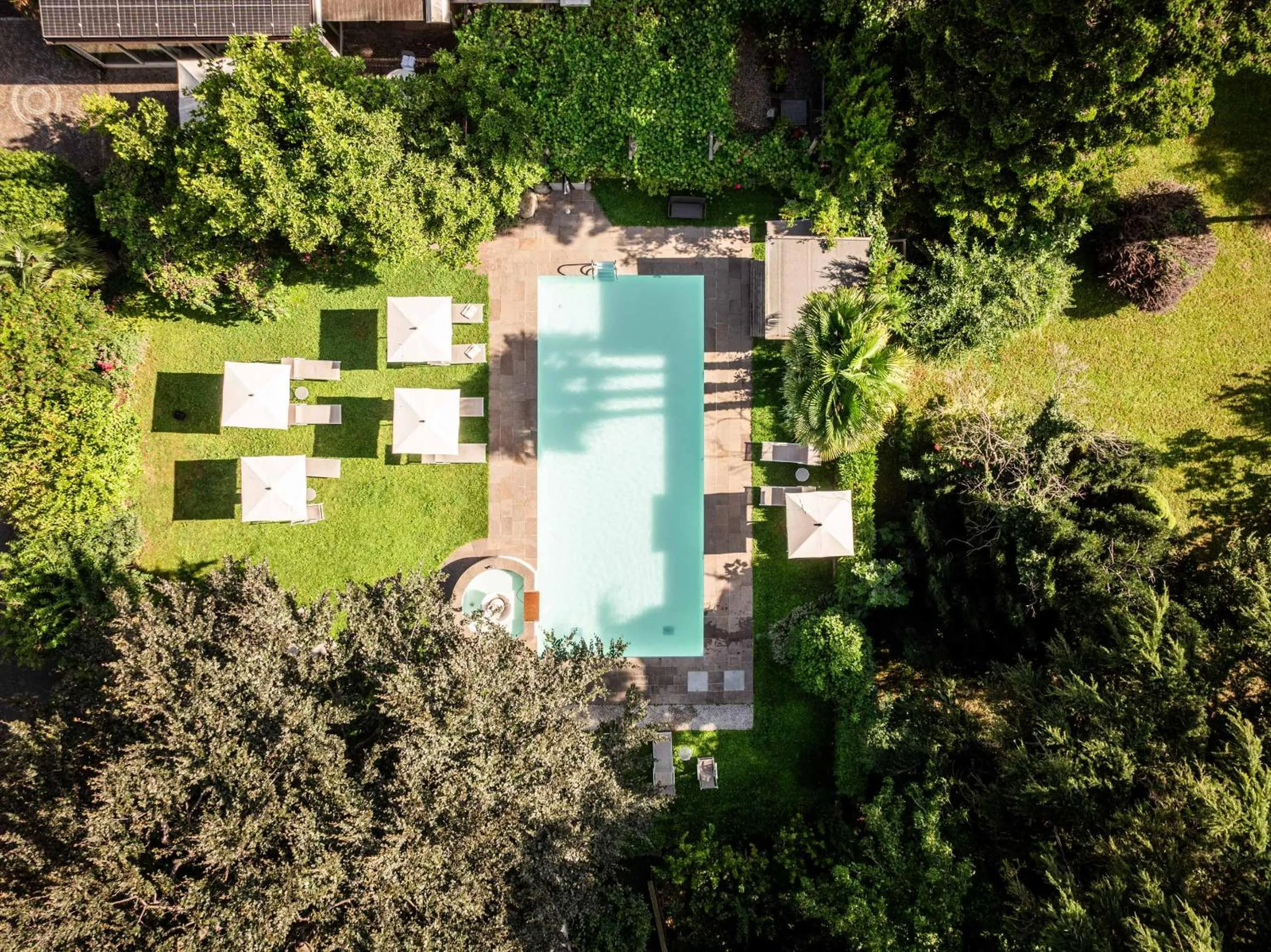 Garden view in Parkhotel Tirolerhof