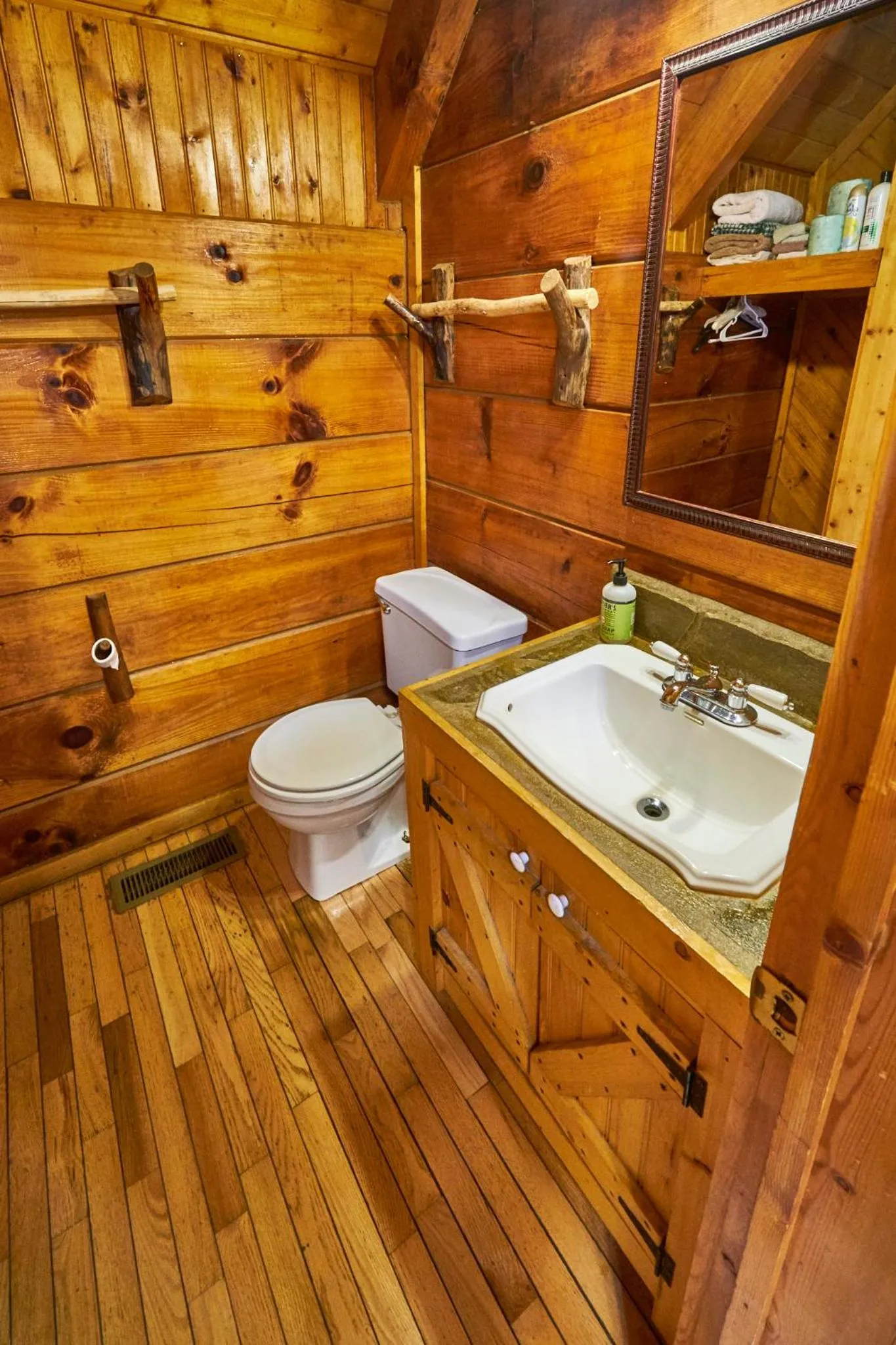 Gatlinburg Adventure Cabins
