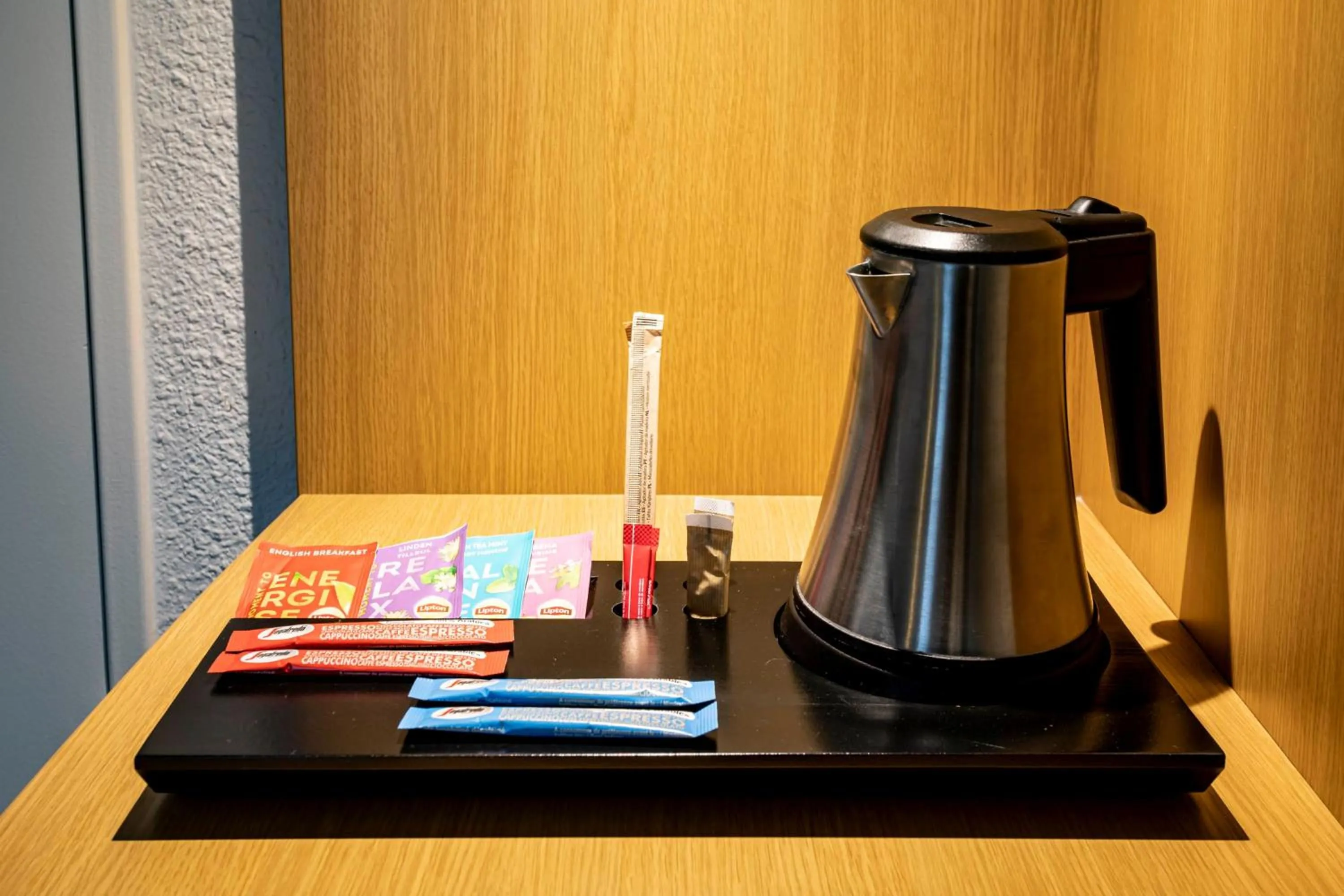 Coffee/tea facilities in Novotel Beaune