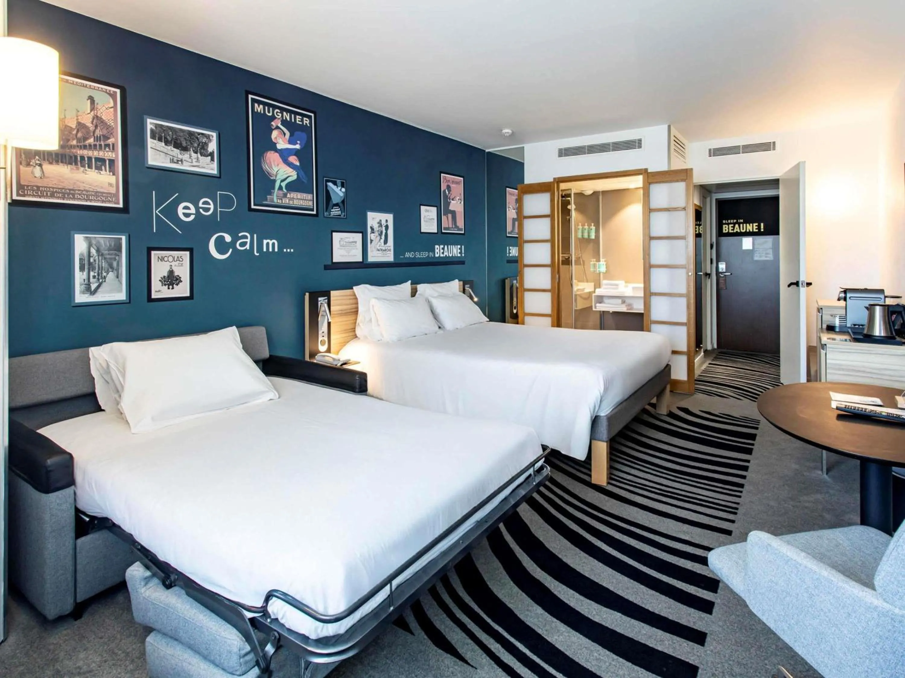 Bedroom, Bed in Novotel Beaune