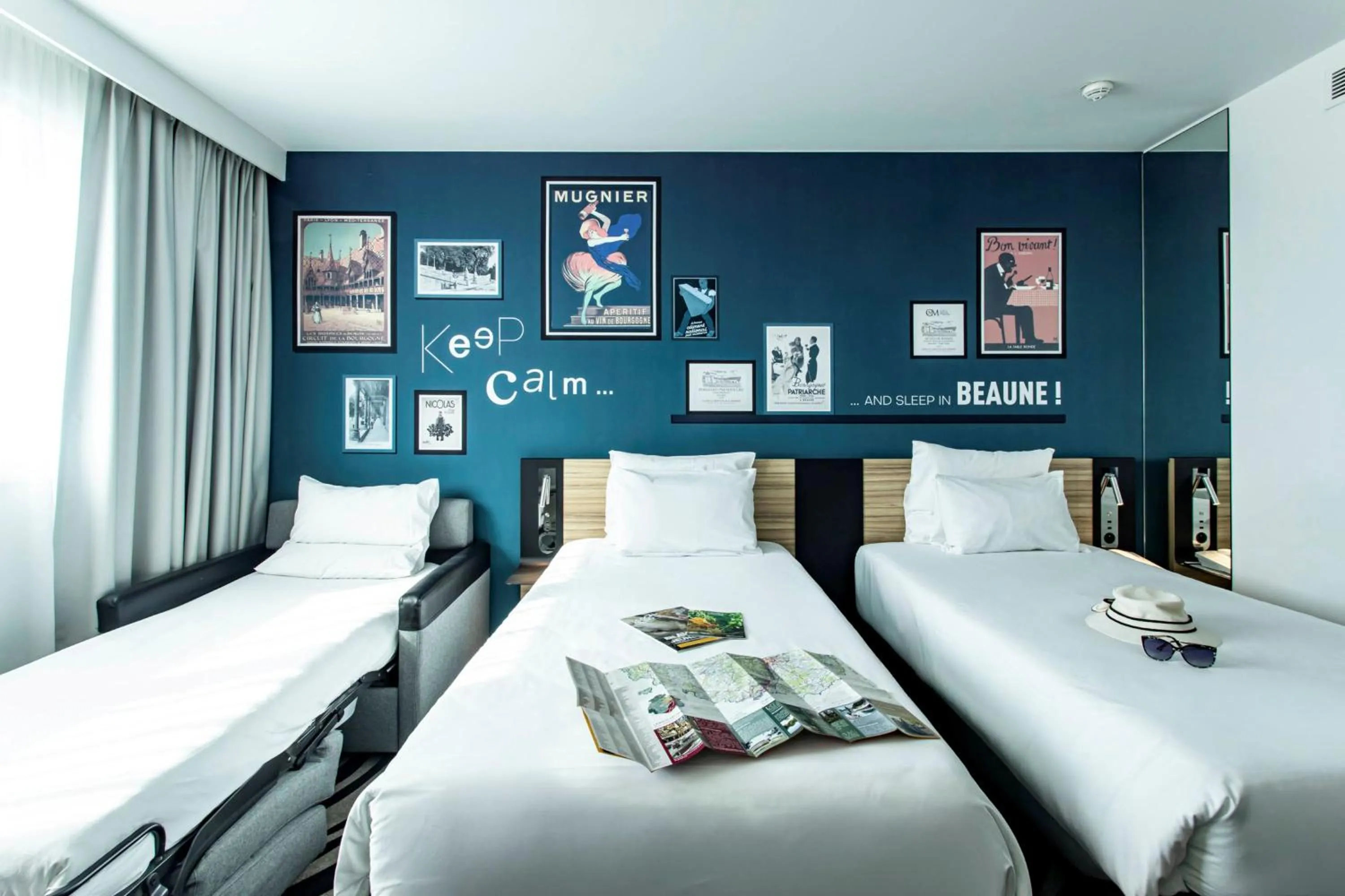 Bed in Novotel Beaune