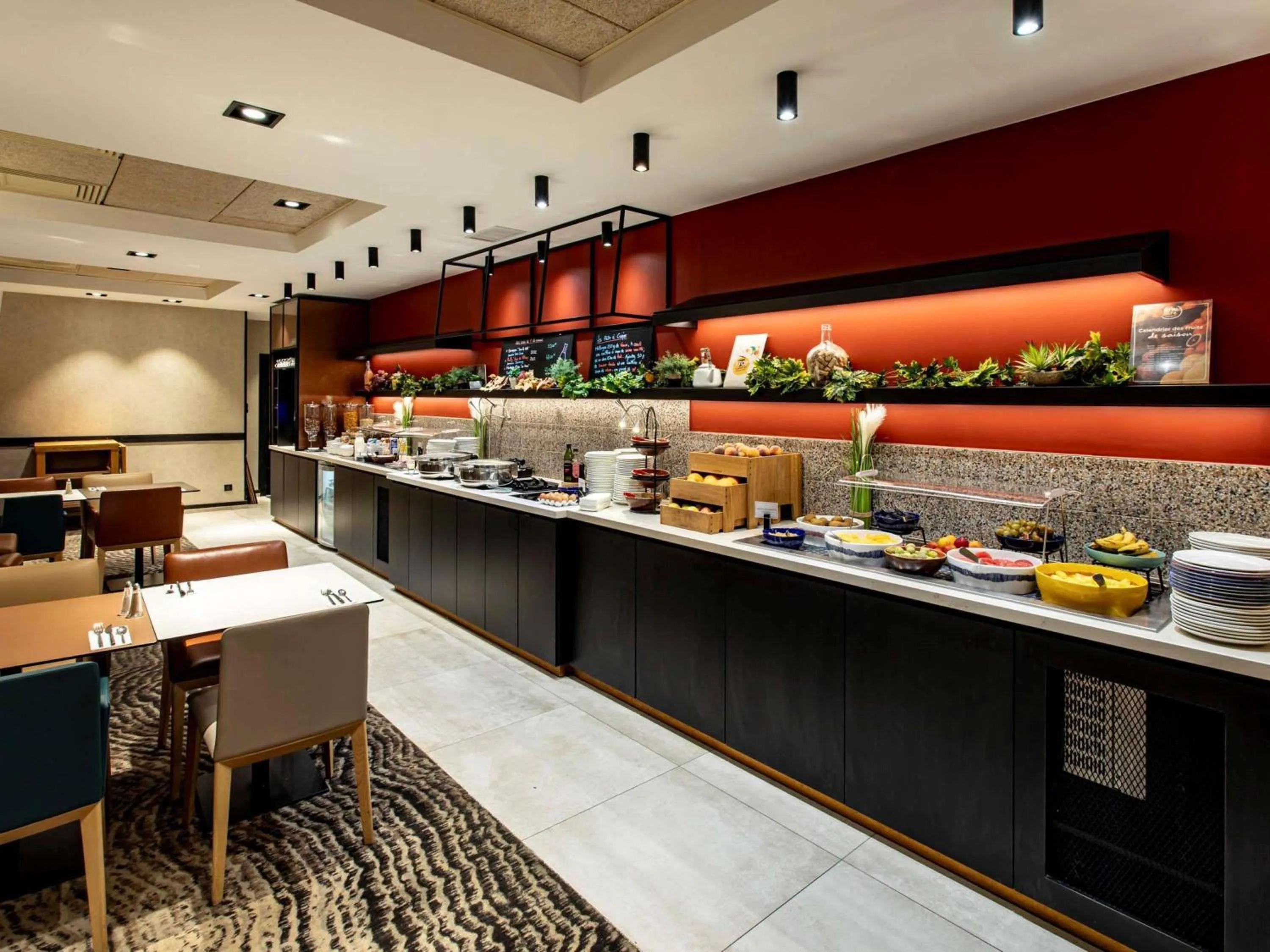 Breakfast in Novotel Beaune