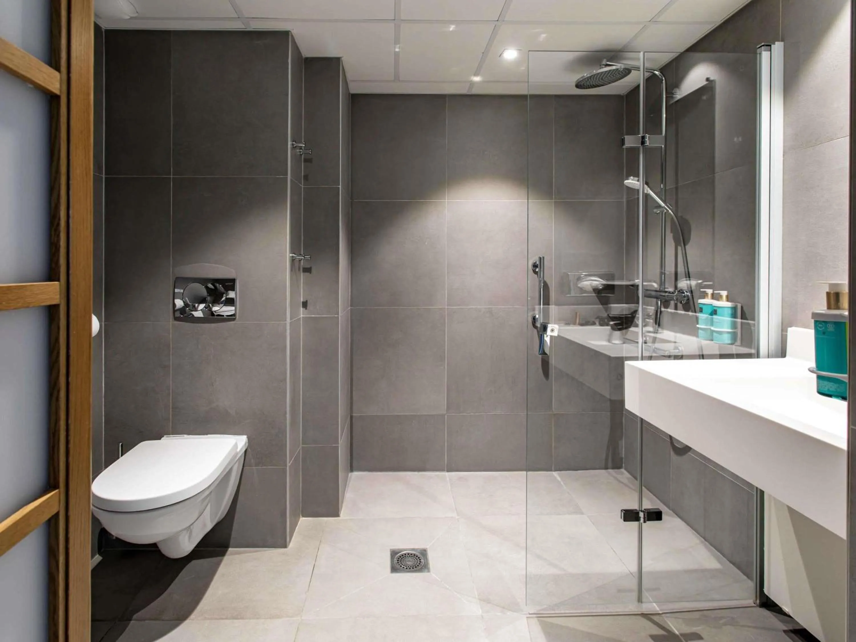 Bedroom in Novotel Beaune