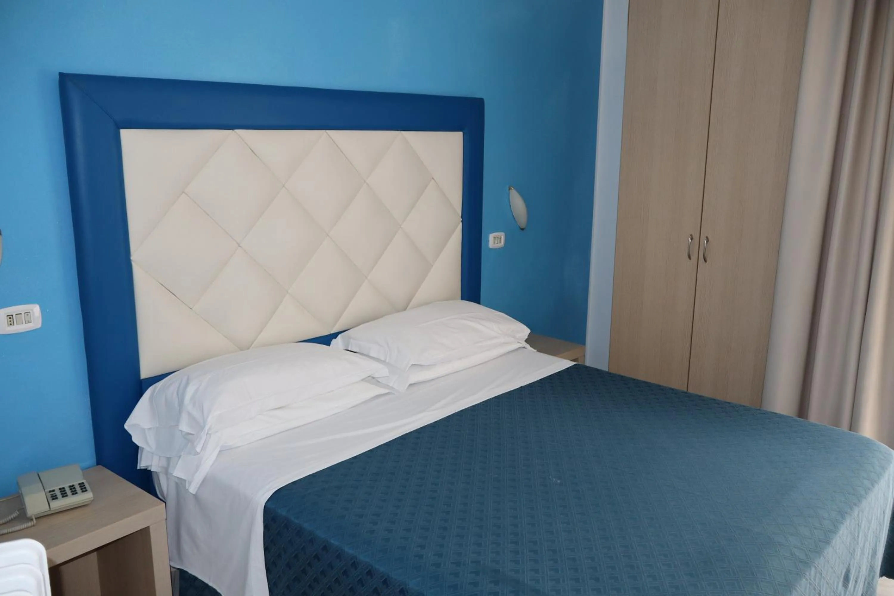 Bed in Hotel Albatros