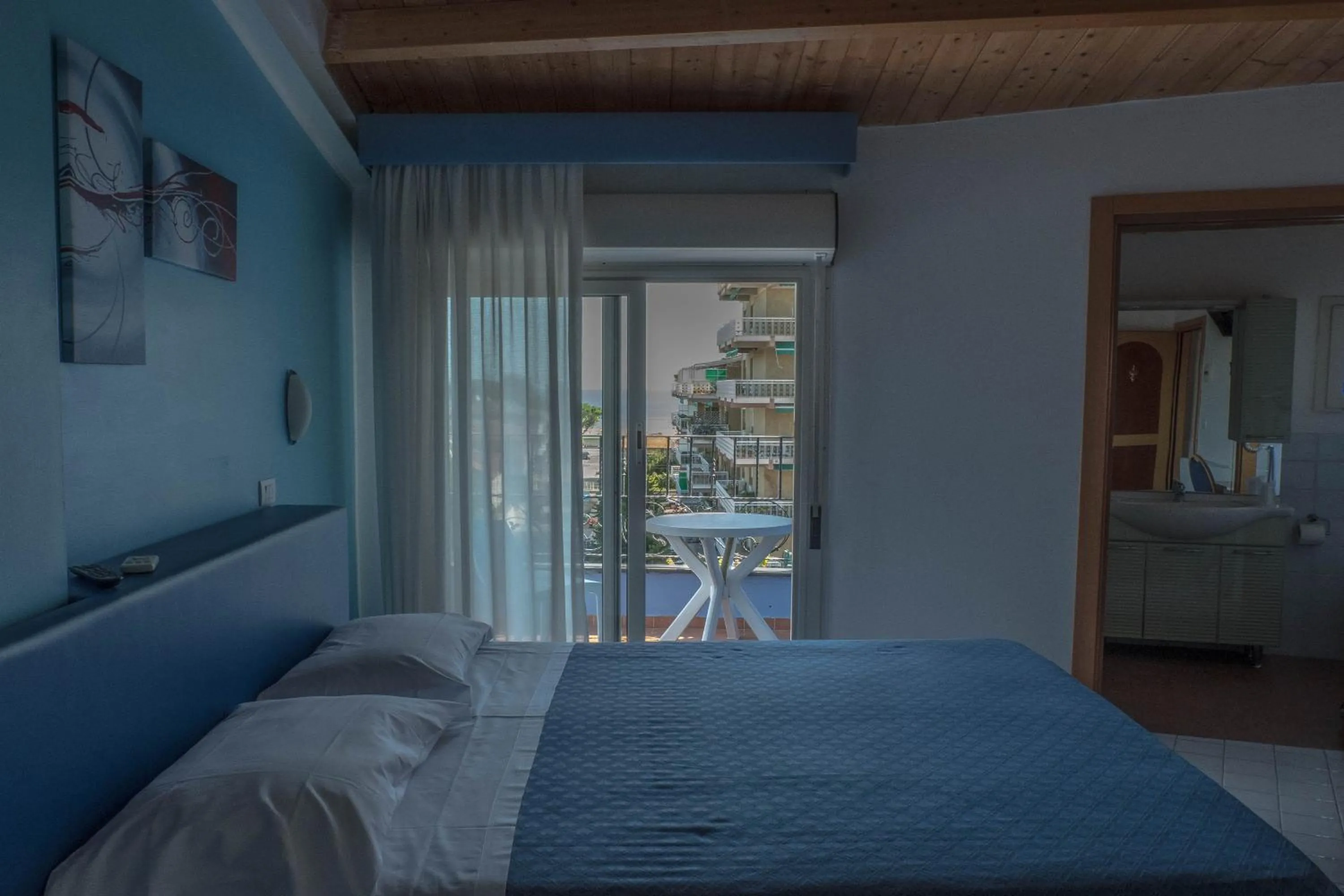 Bed in Hotel Albatros