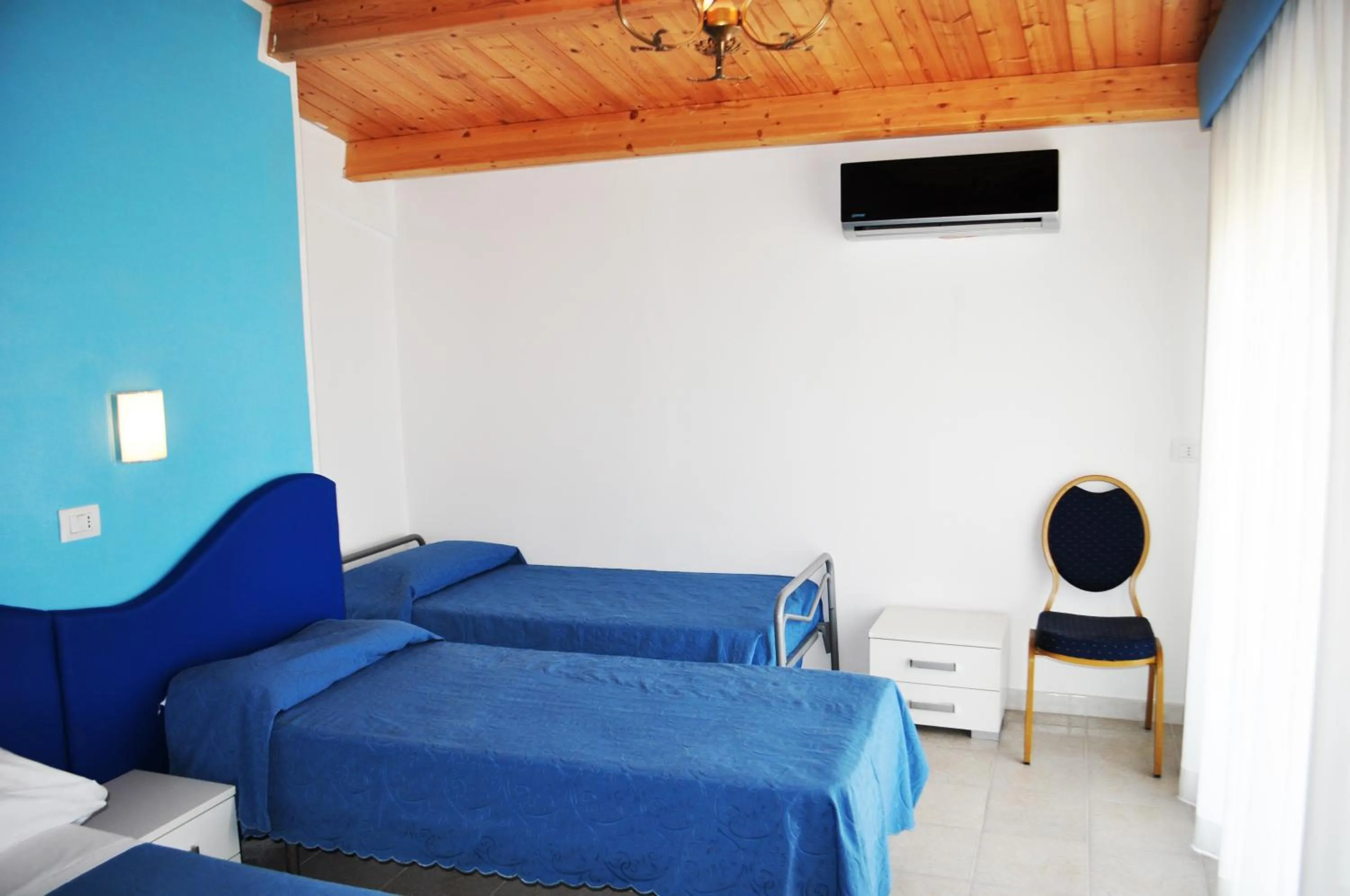Bed in Hotel Albatros