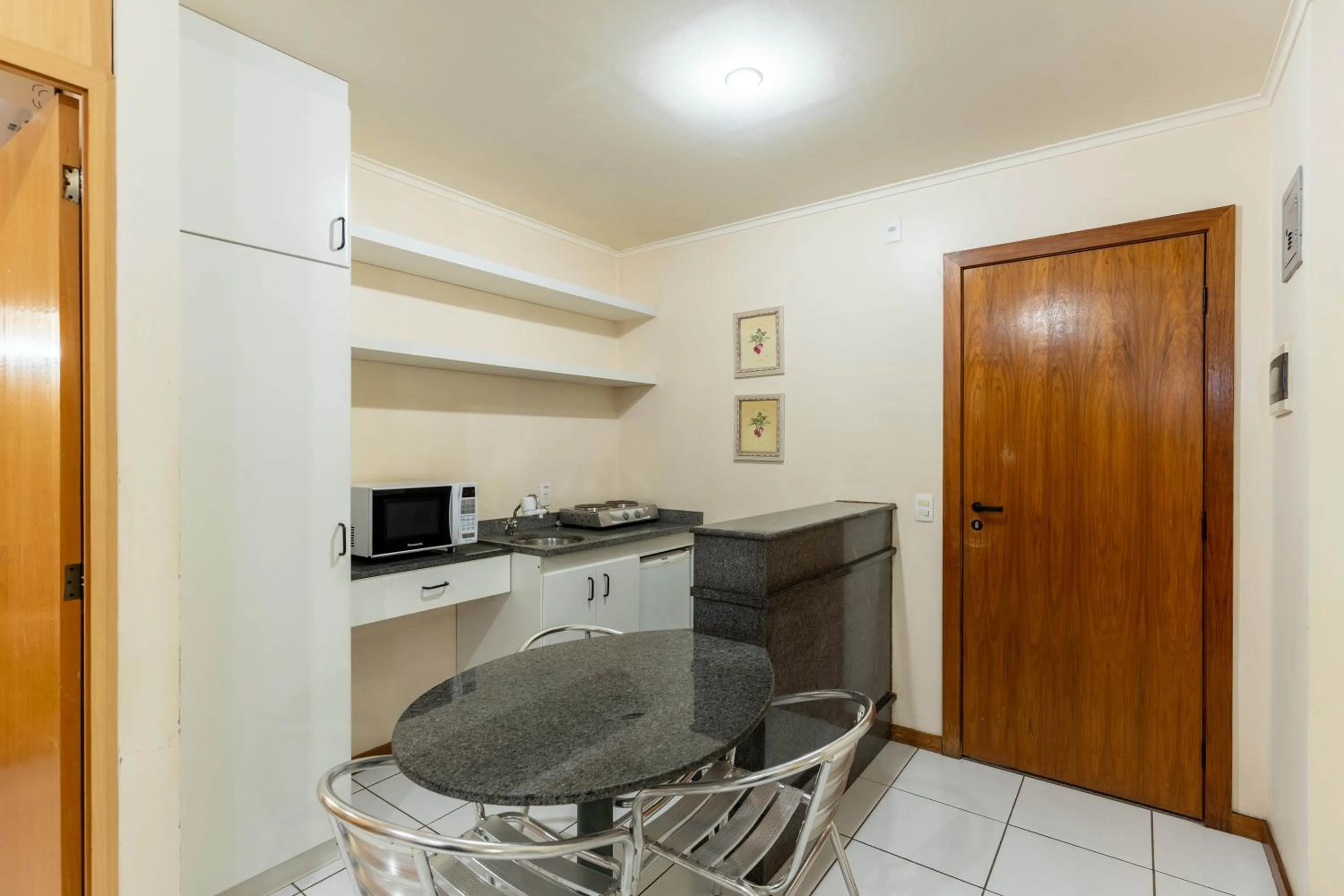 Multiparque Hplus Long Stay