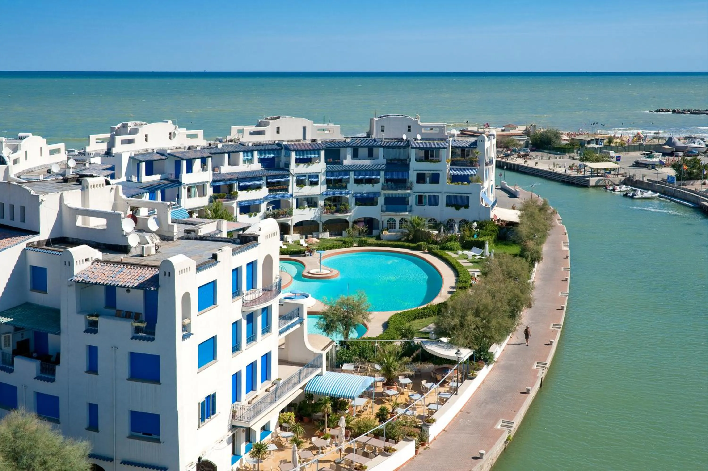 Area and facilities in Portoverde Beach Apartments