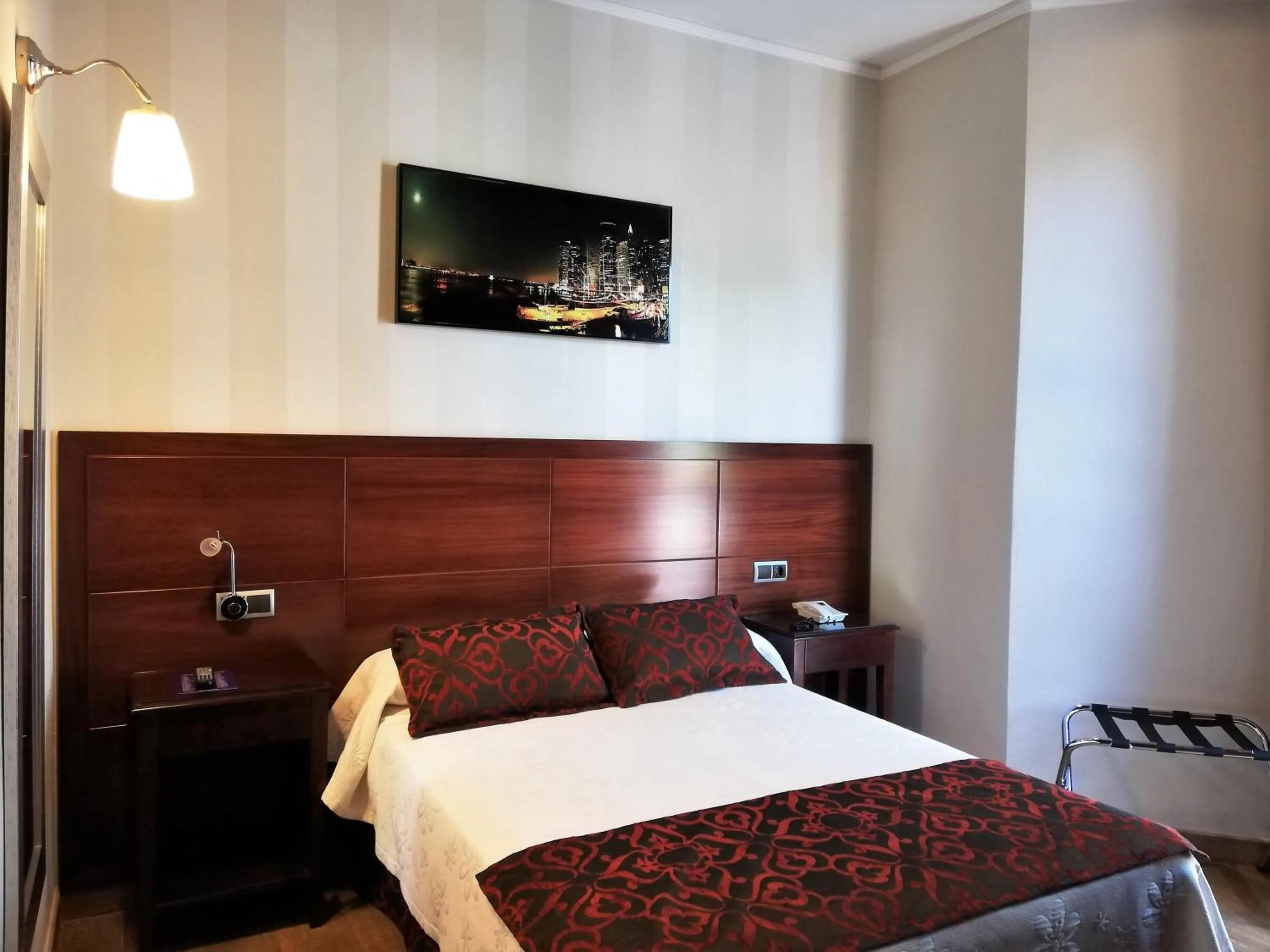 Photo of the whole room, Bed in Hotel LB Lebrija by MA 22 Puntos