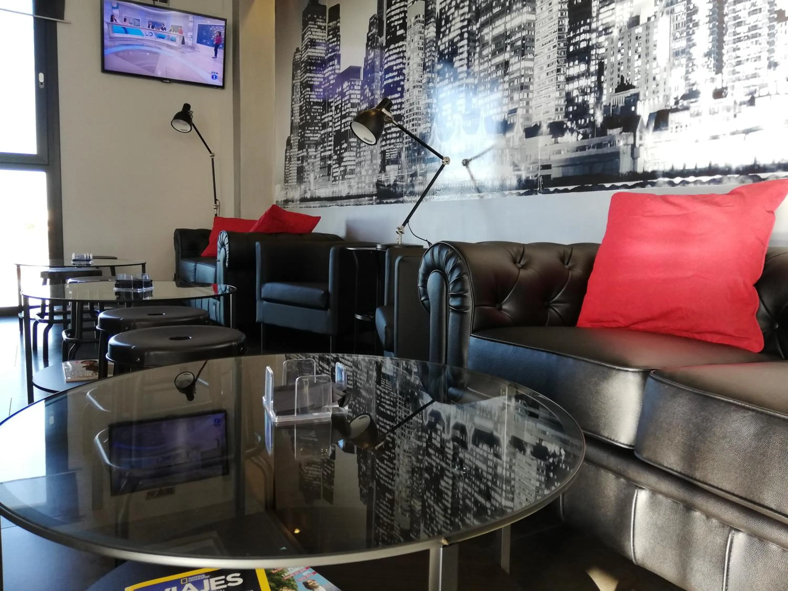 Lounge or bar in Hotel LB Lebrija by MA 22 Puntos