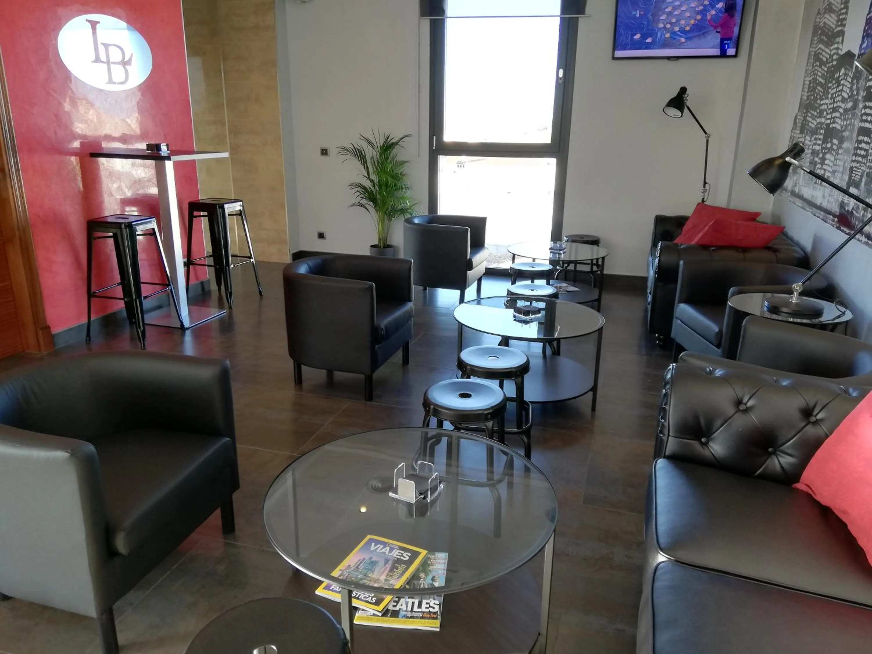 Lounge or bar in Hotel LB Lebrija by MA 22 Puntos