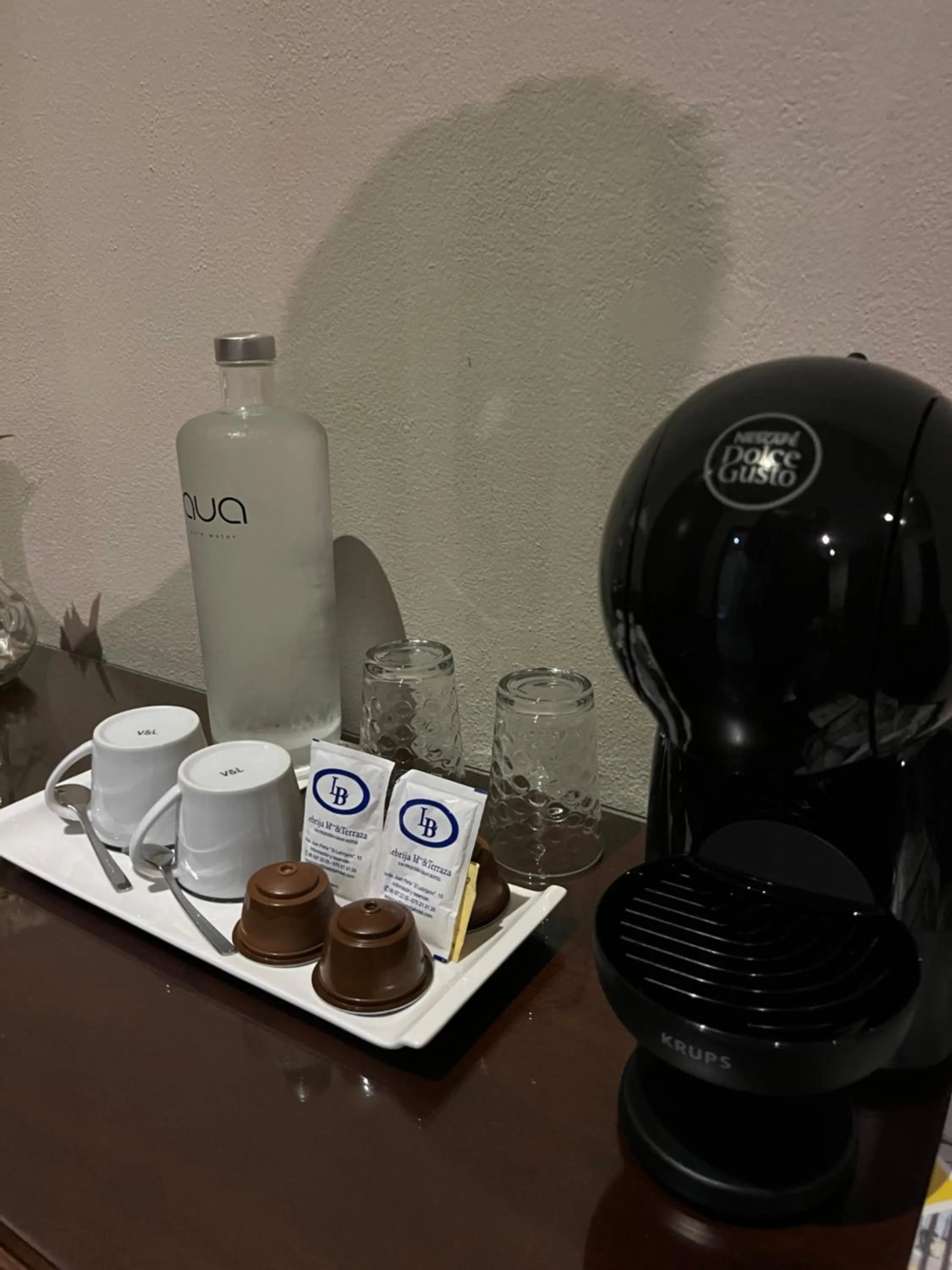 Coffee/tea facilities in Hotel LB Lebrija by MA 22 Puntos