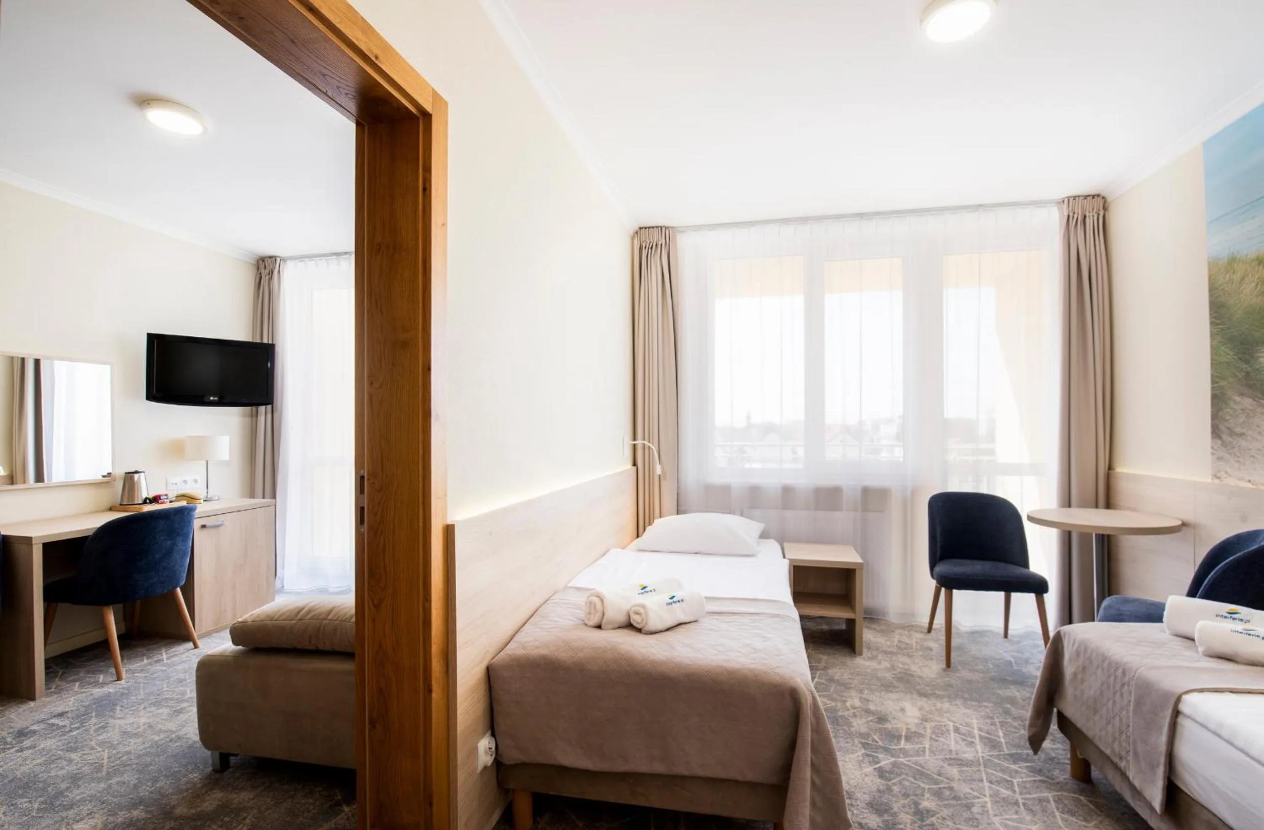 Photo of the whole room, Bed in Interferie Cechsztyn