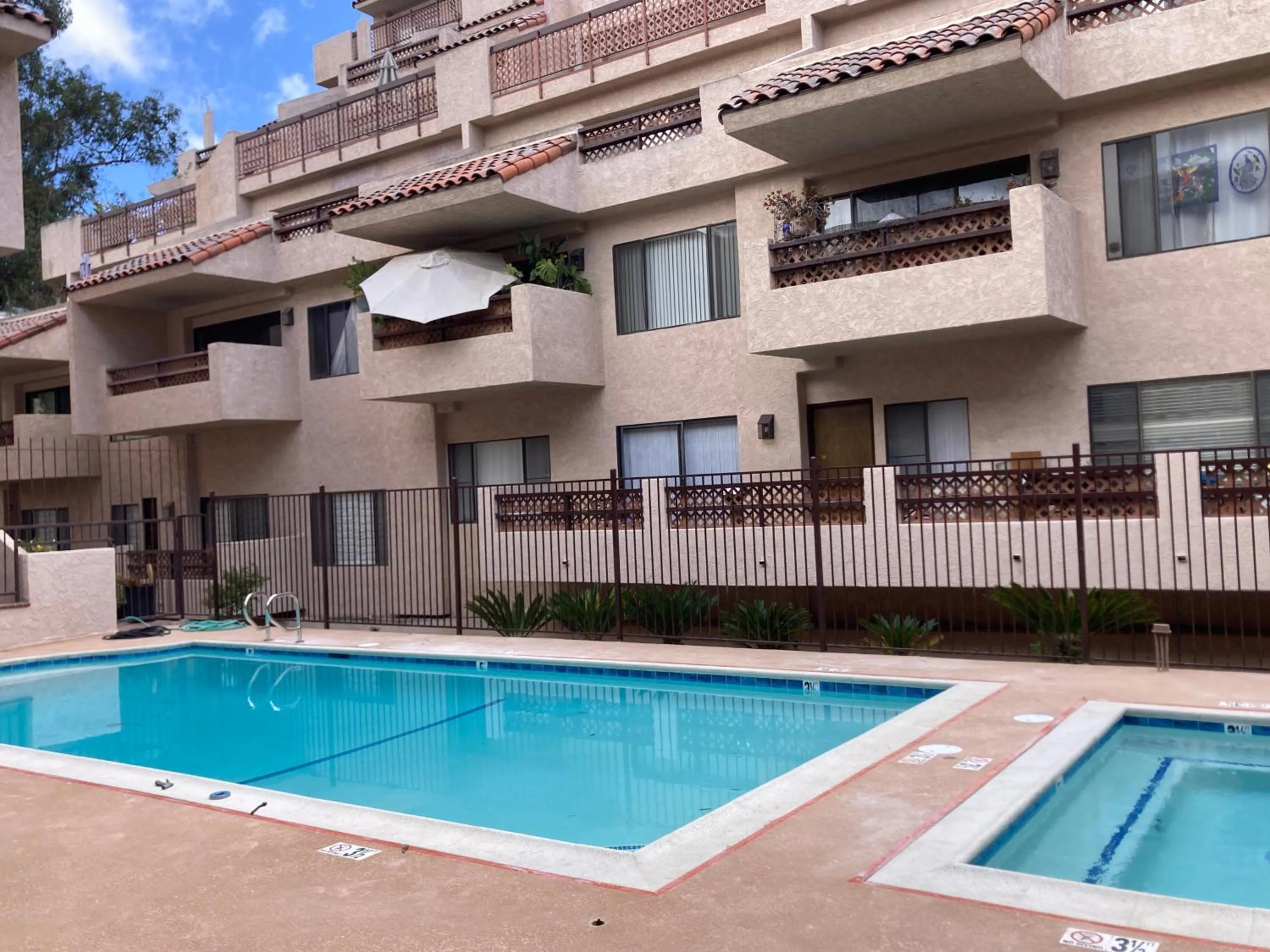 Catalina's Got Cart Condo