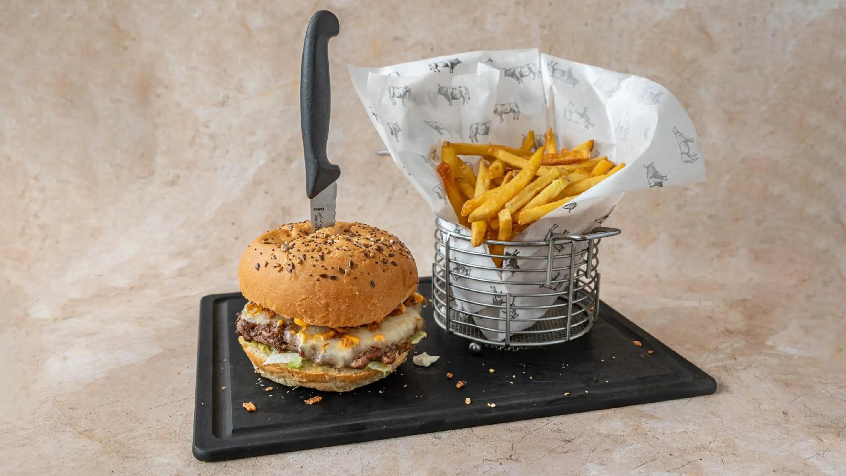 Food and drinks in ibis Lyon Caluire Cité Internationale