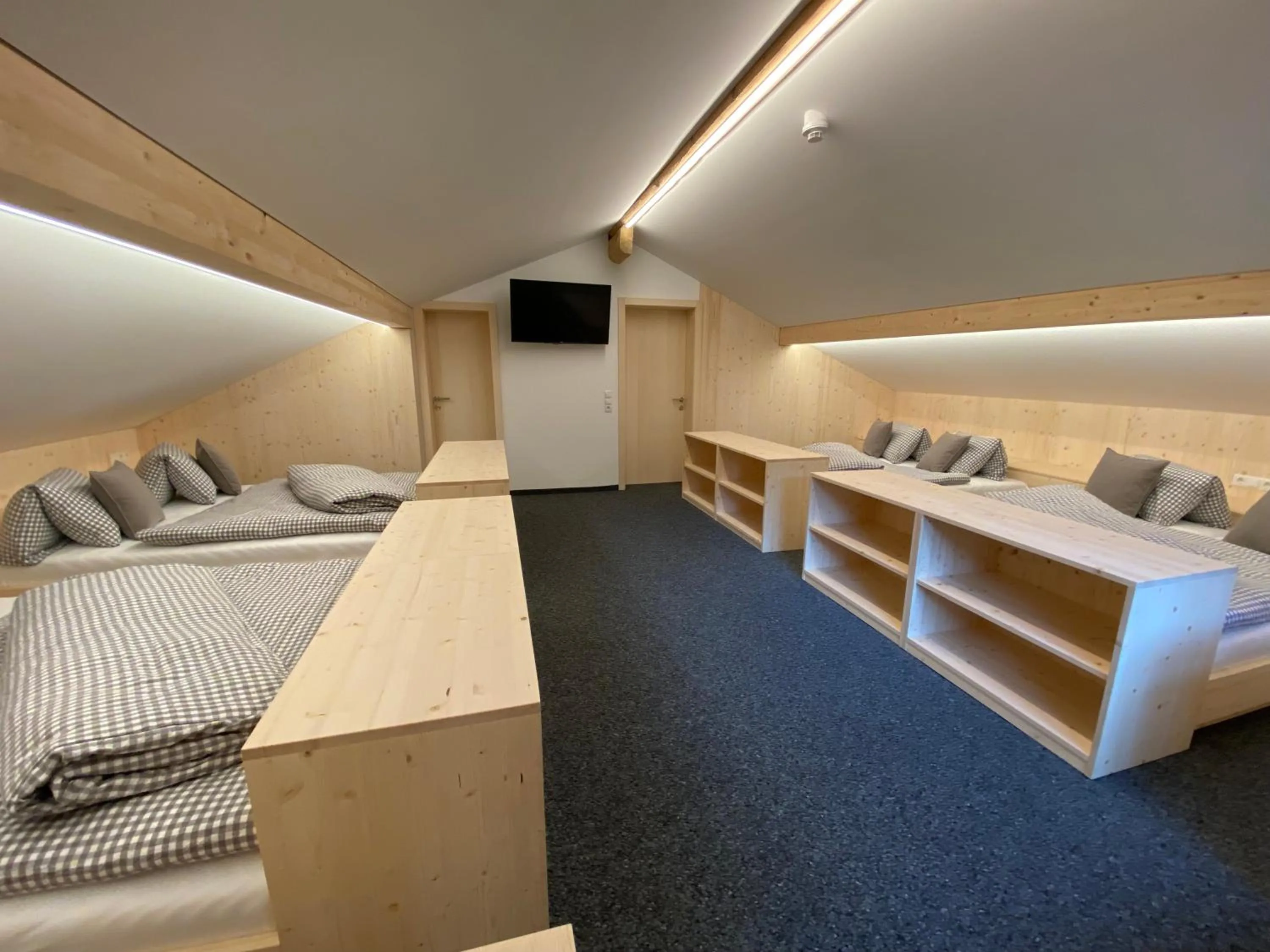 Bed in Gasthaus Sulzfluh