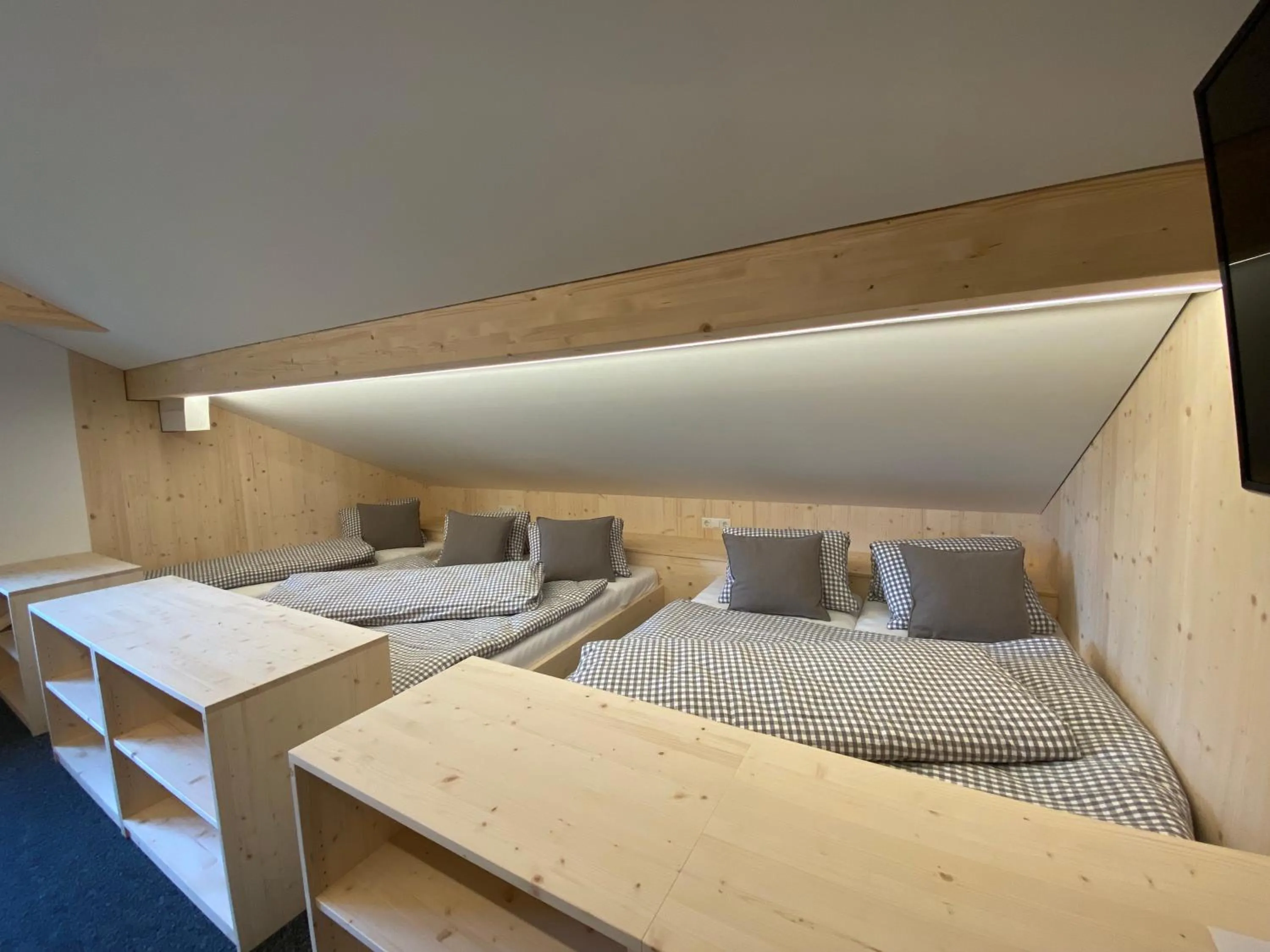 Bed in Gasthaus Sulzfluh