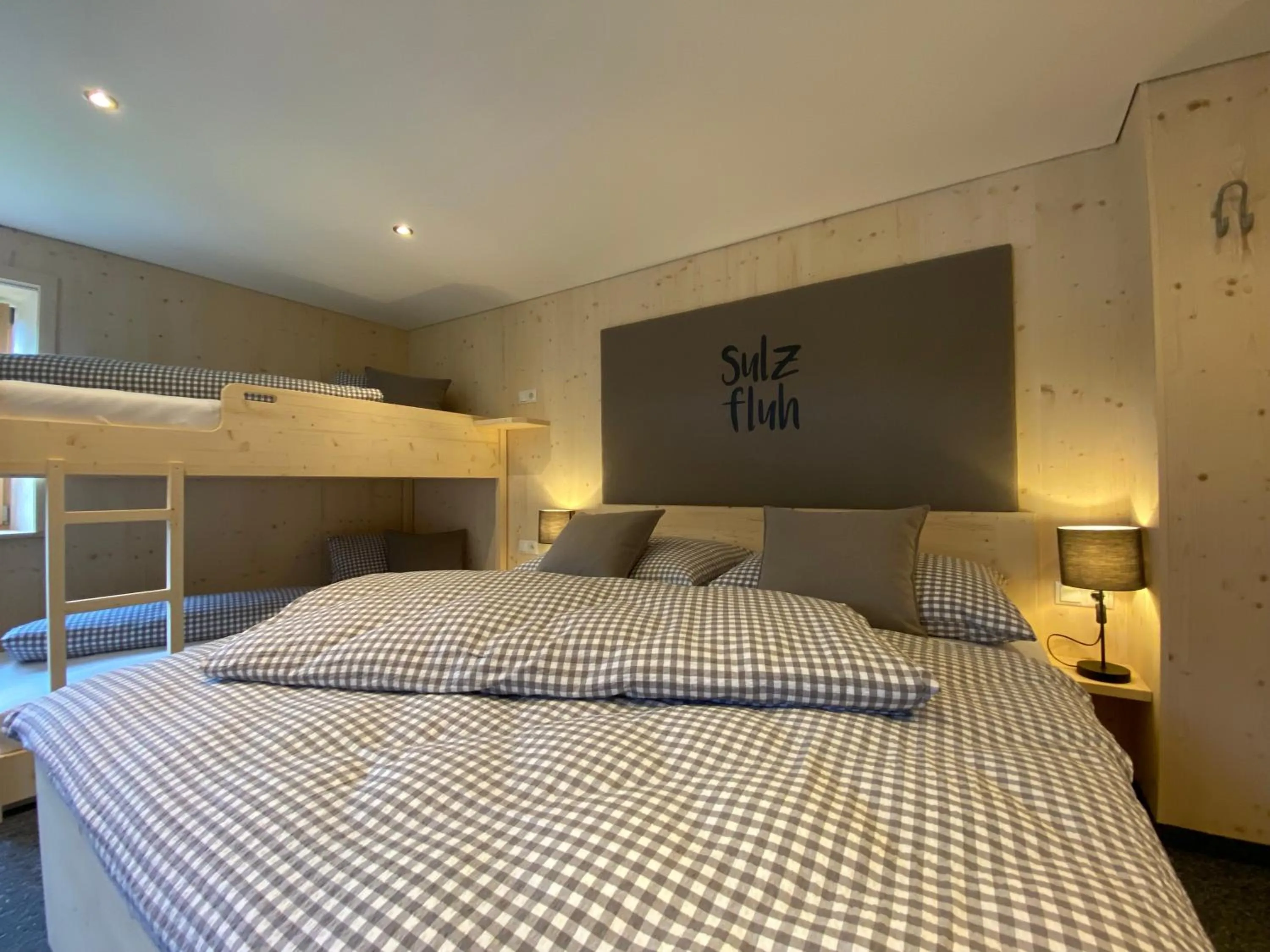 Bed in Gasthaus Sulzfluh