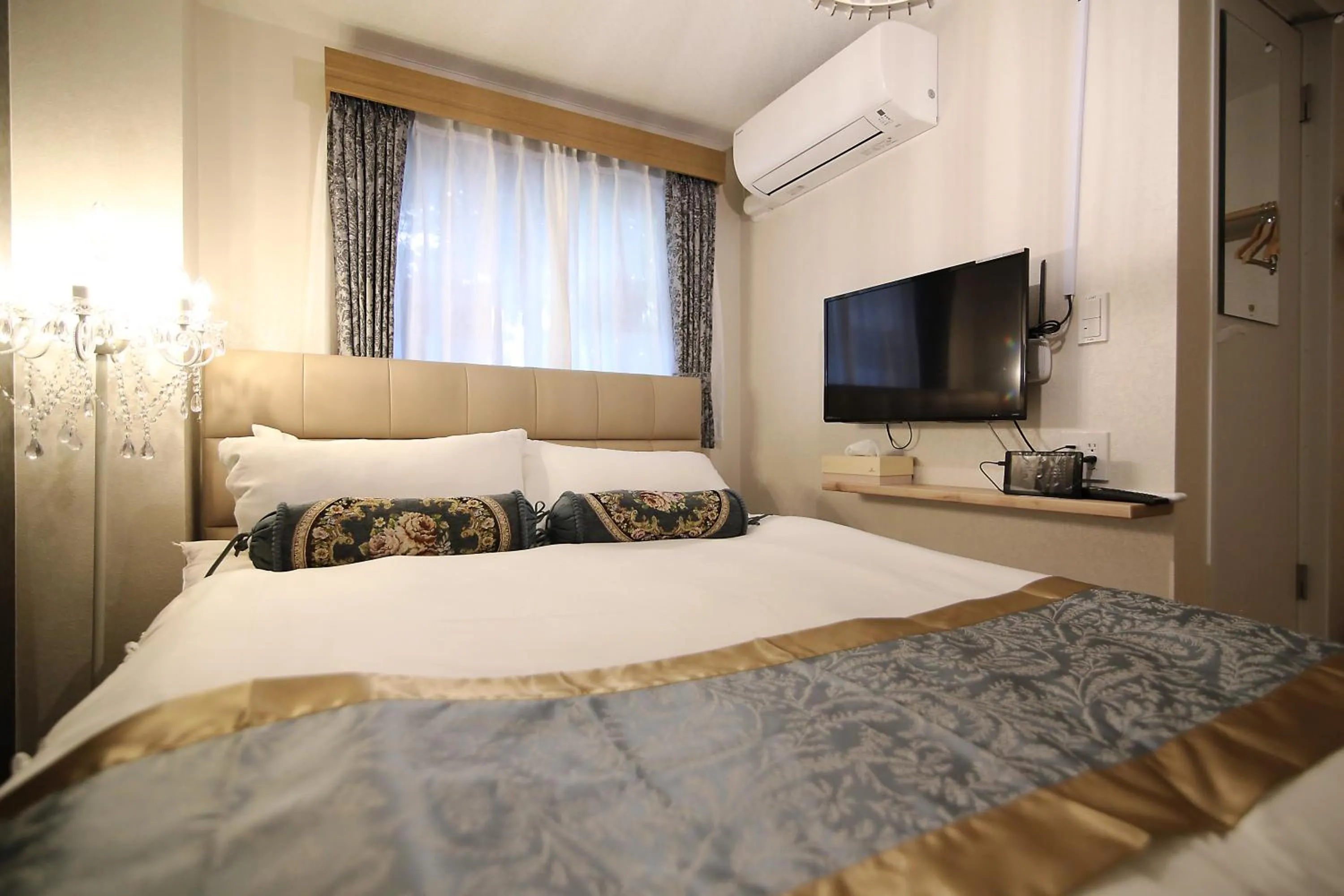 Bed in SHINJUKU GLOBAL HOTEL